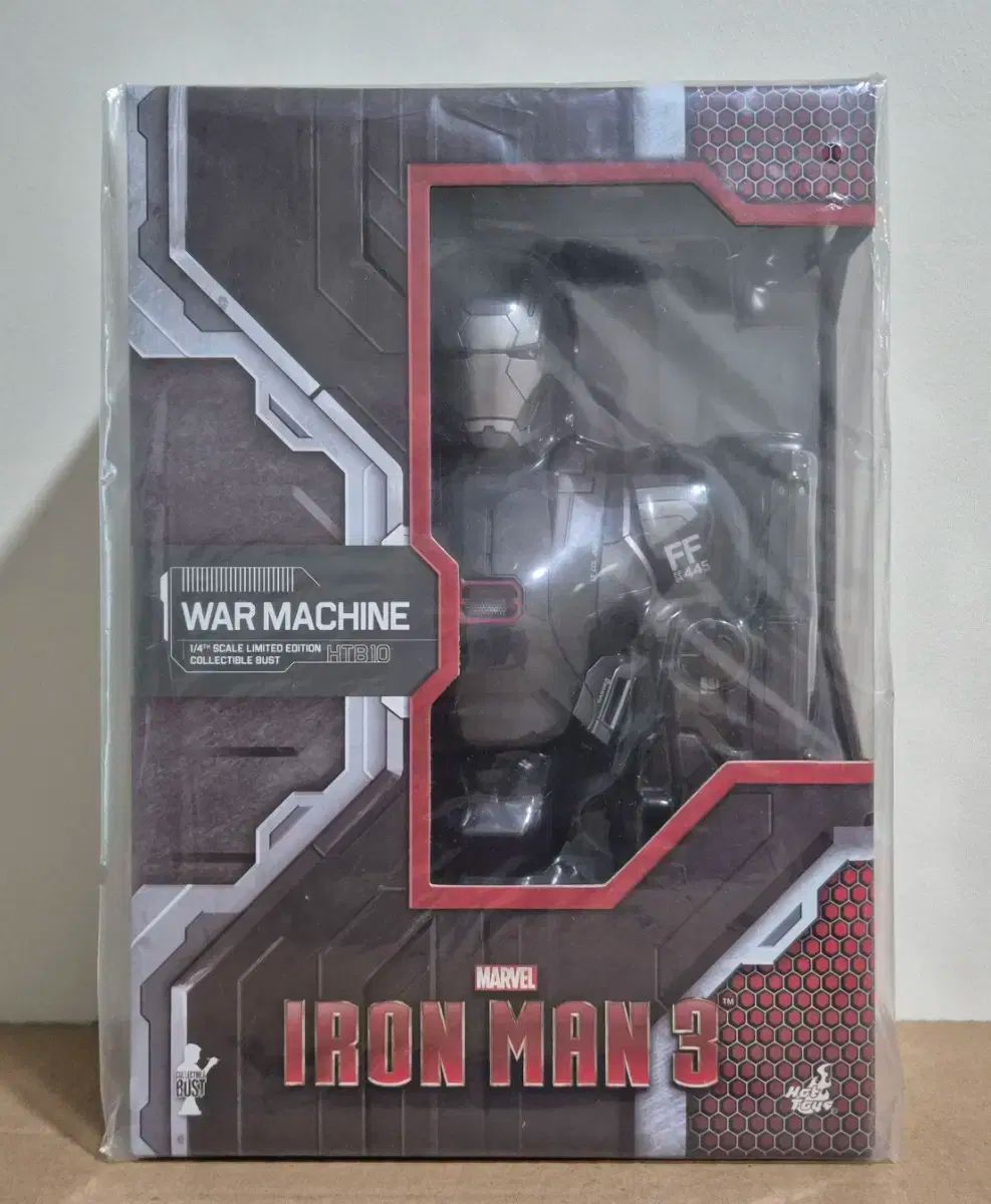 お値下げ　アイアンマン3 ウォーマシン ホットトイズ(欠品あり) HOTTOYS アイアンマン3 ウォーマシーン・MK2 レビュー