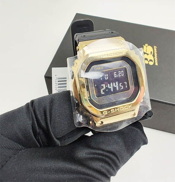 新品】カシオ G-SHOCK 腕時計 世界限定700本 35周年記念 Gショック