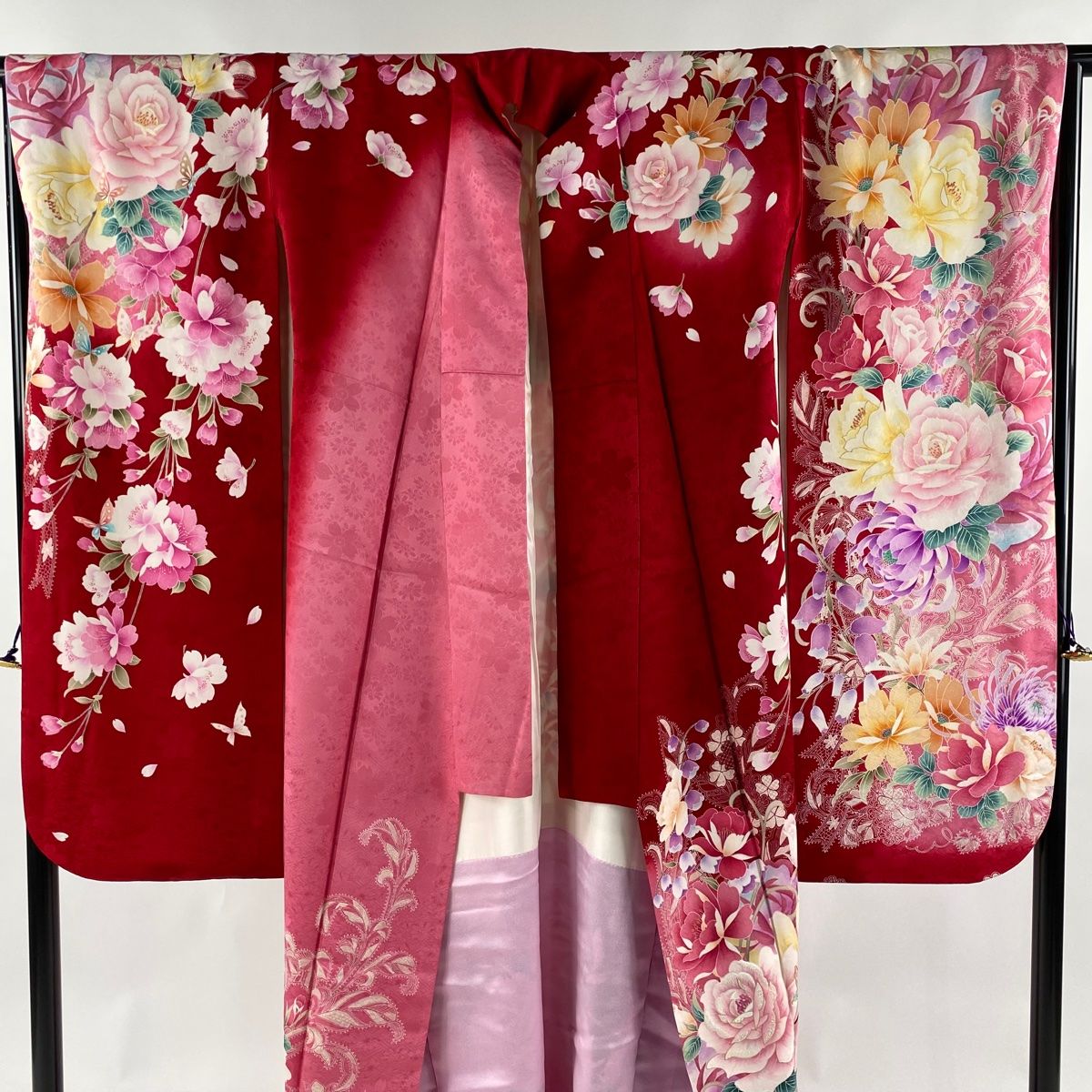 振袖 身丈165cm 裄丈65.5cm M 袷 袋帯フルセット 薔薇 雲文 金彩 振袖 身丈165cm 裄丈65.5cm M 袷 袋帯フルセット 薔薇 雲文 金彩