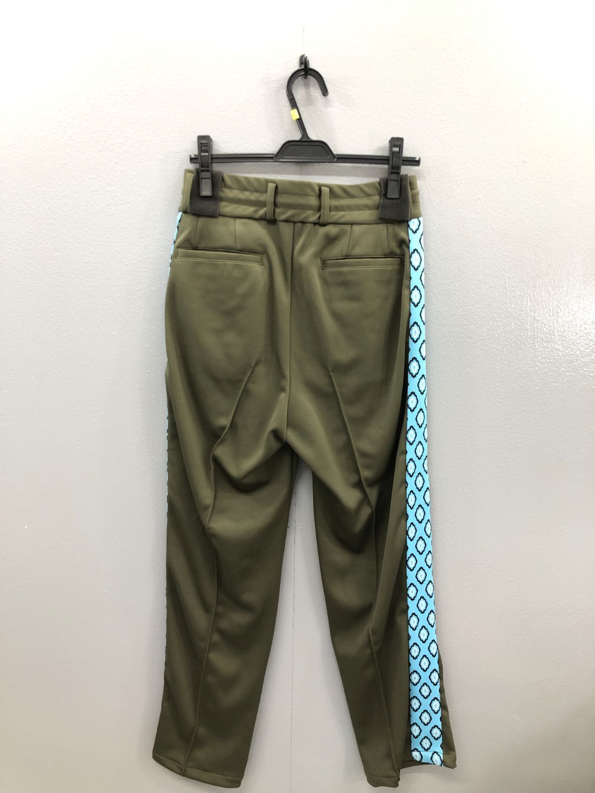 小牧店】未使用・ TTT MSW 23SS トラックパンツ・ティーモダン