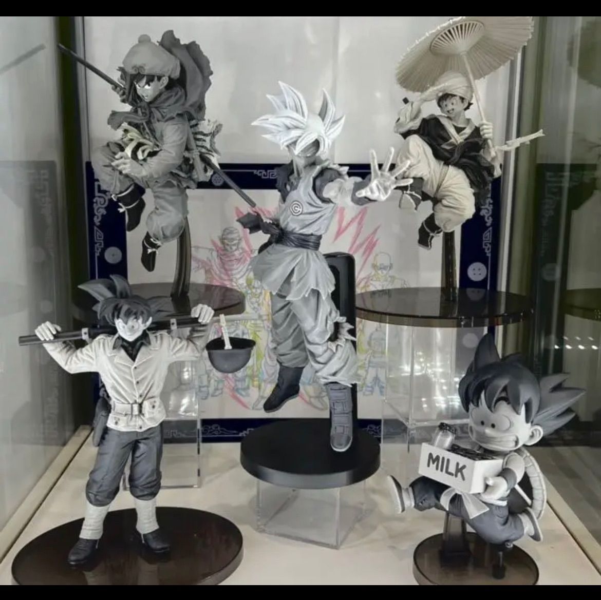 ドラゴンボール モノクロフィギュアセット - メルカリ