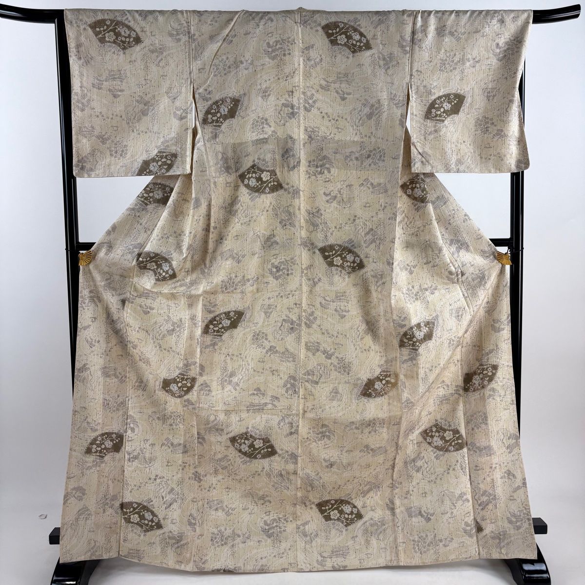 小紋 身丈170cm 裄丈67cm M 単衣 紬地 扇面 枝梅 ベージュ 正絹 秀品