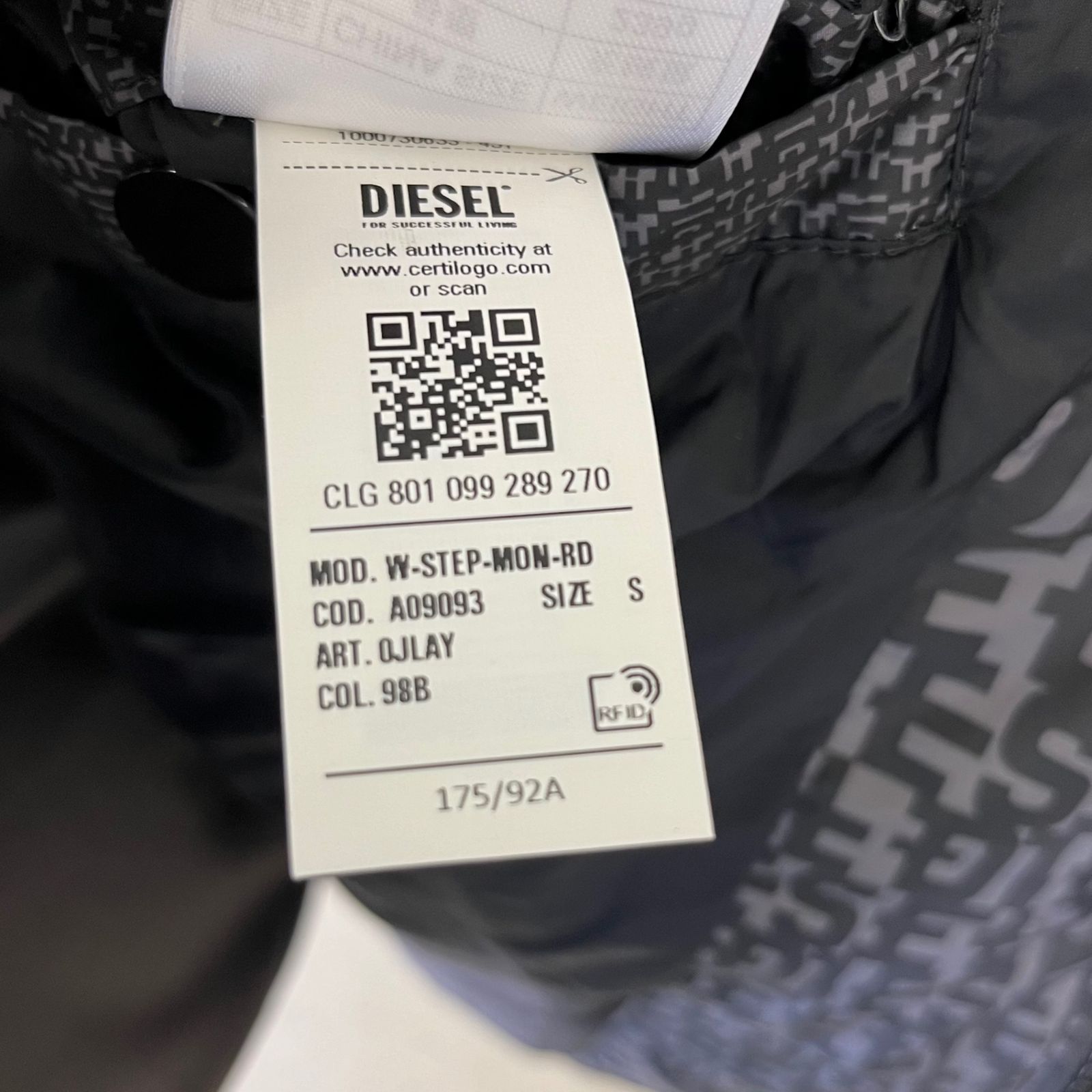 DIESEL ディーゼル ダウンジャケット W-STEP-MON-RD A09093 Sサイズ 