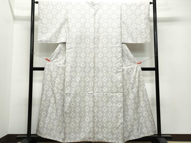 平和屋着物▽本場大島紬　白大島　単衣　亀甲文様　正絹　逸品　AABC3175jh 平和屋着物▽本場大島紬 白大島 単衣 亀甲文様 正絹 逸品 AABC3175jh 平和