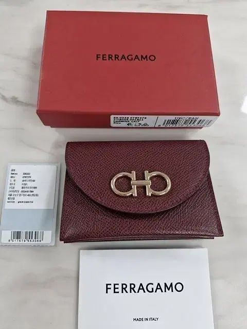 25 年 Ferragamo フェラガモ カードウォレット