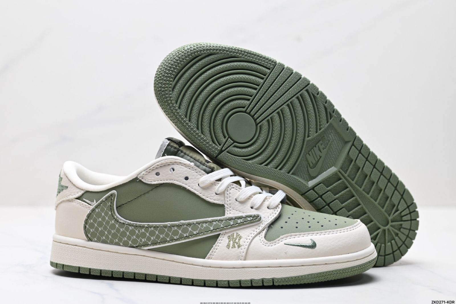 新品未使用タグ付　リバーススウォッシュNIKE 20220720005702-0.webp