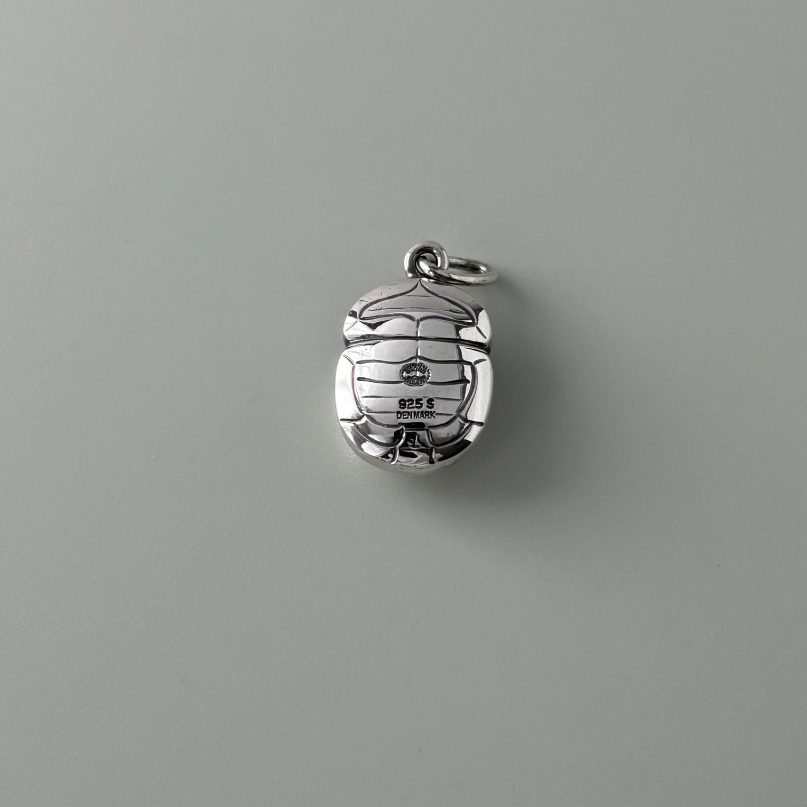 ジョージジェンセン1スカラベペンダントネックレスシルバー