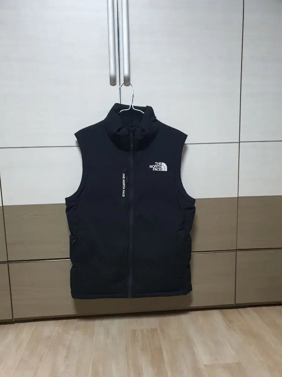 THE NORTH FACE ザノースフェイス グースダウンブラック ダウンジャケット ベスト 95 サイズ メンズ