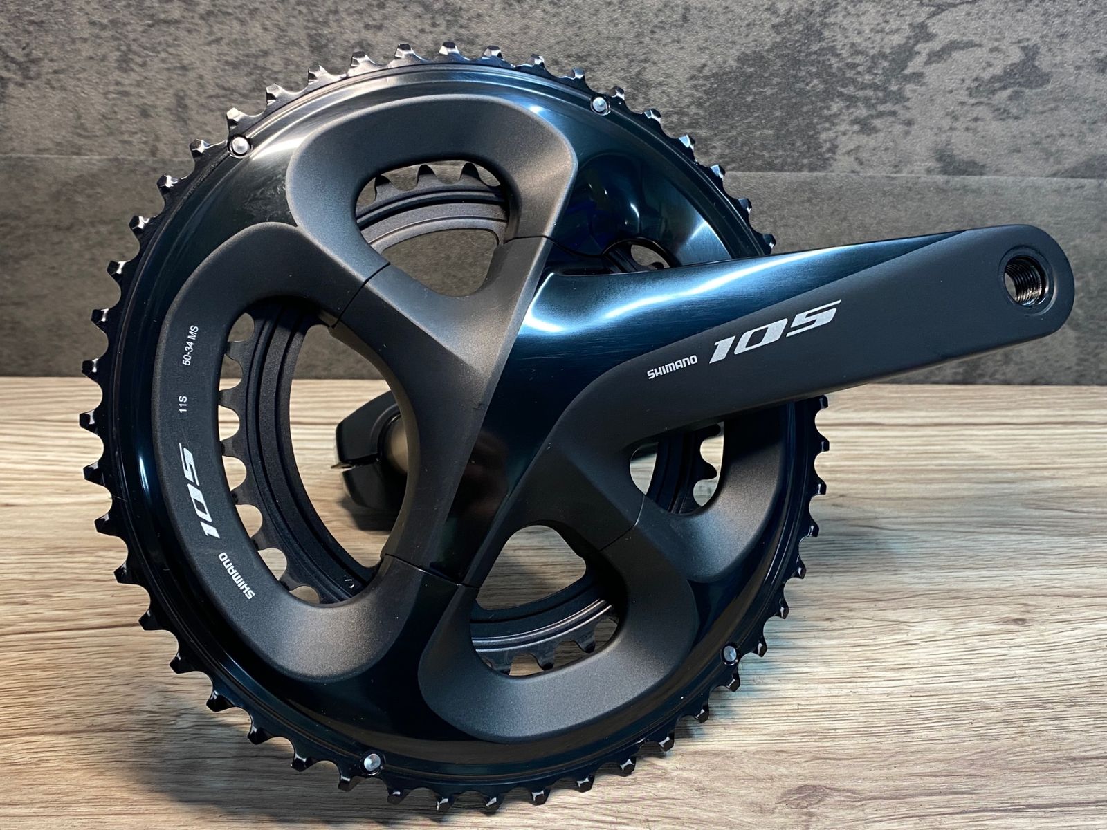 IU050 シマノ SHIMANO 105 FC-R7000 クランクセット 160mm 50 IU050 シマノ SHIMANO 105 FC-R7000 クランクセット 160mm 50