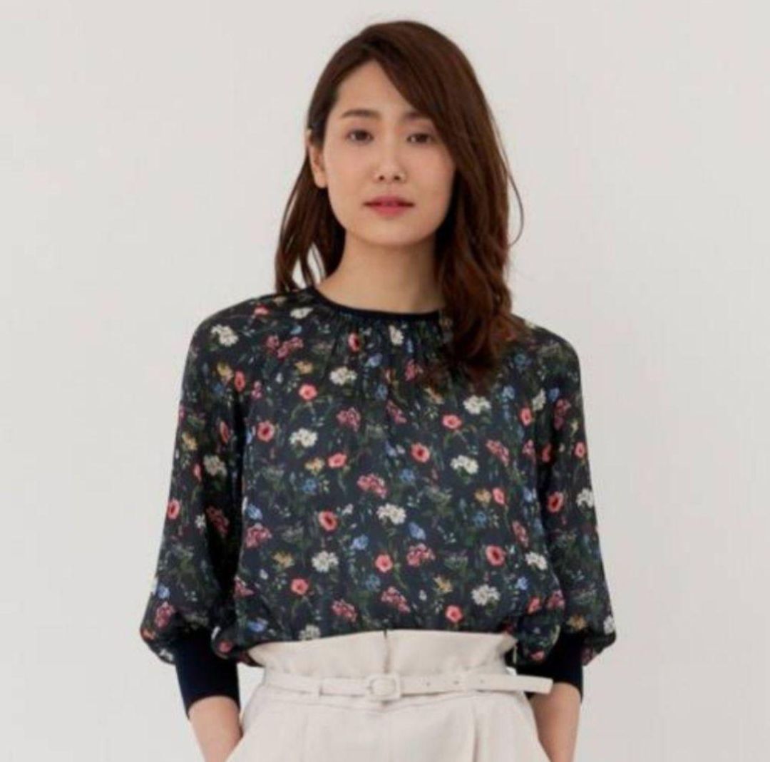 ANAYI アナイ ボタニカルフラワープリント ギャザー プルオーバー