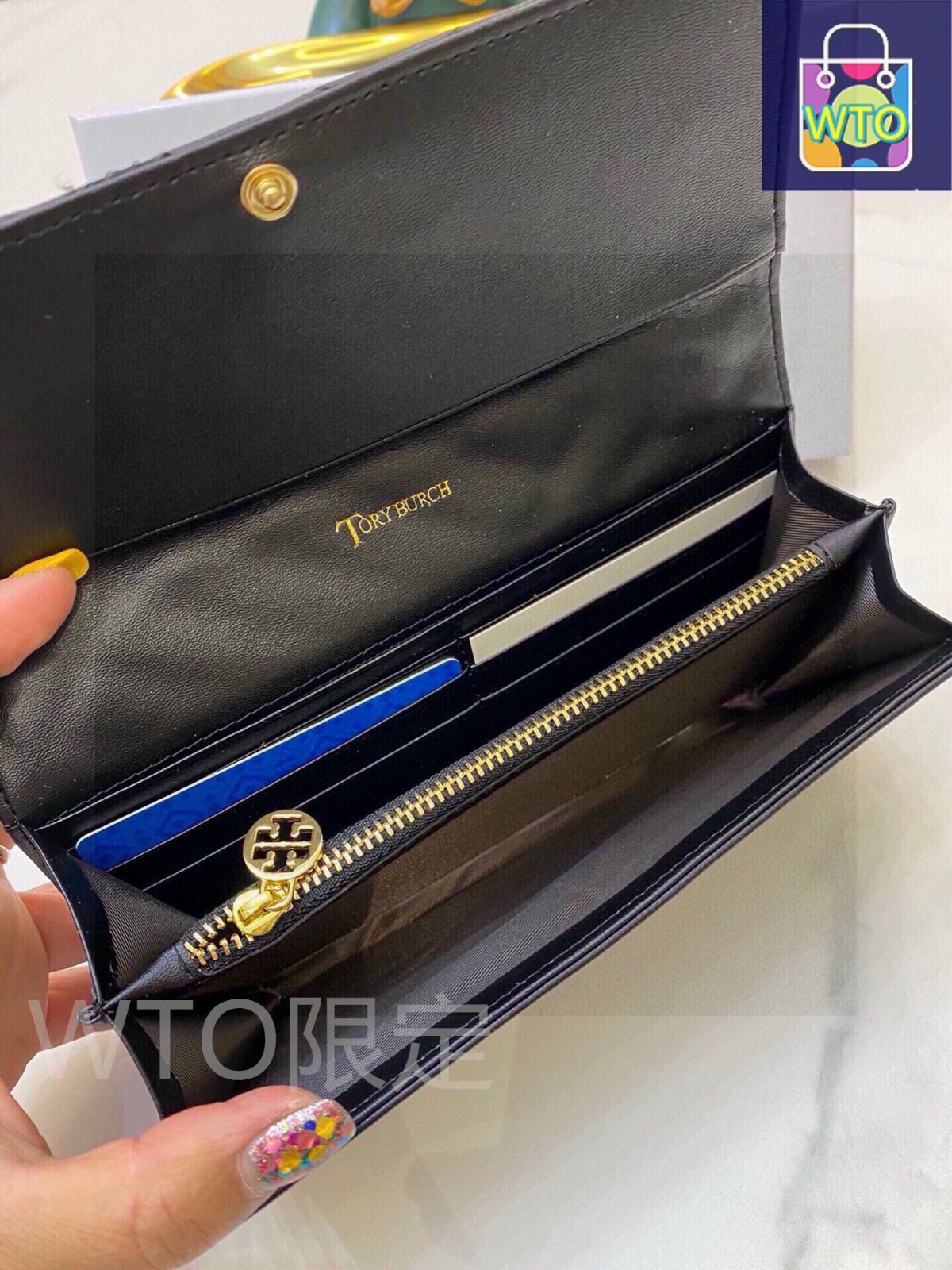 新品未使用❣️TORY BURCH フレットタイル ストール♡ネイビー すべて見る | 新作商品 | トリー バーチ 公式オンラインストア