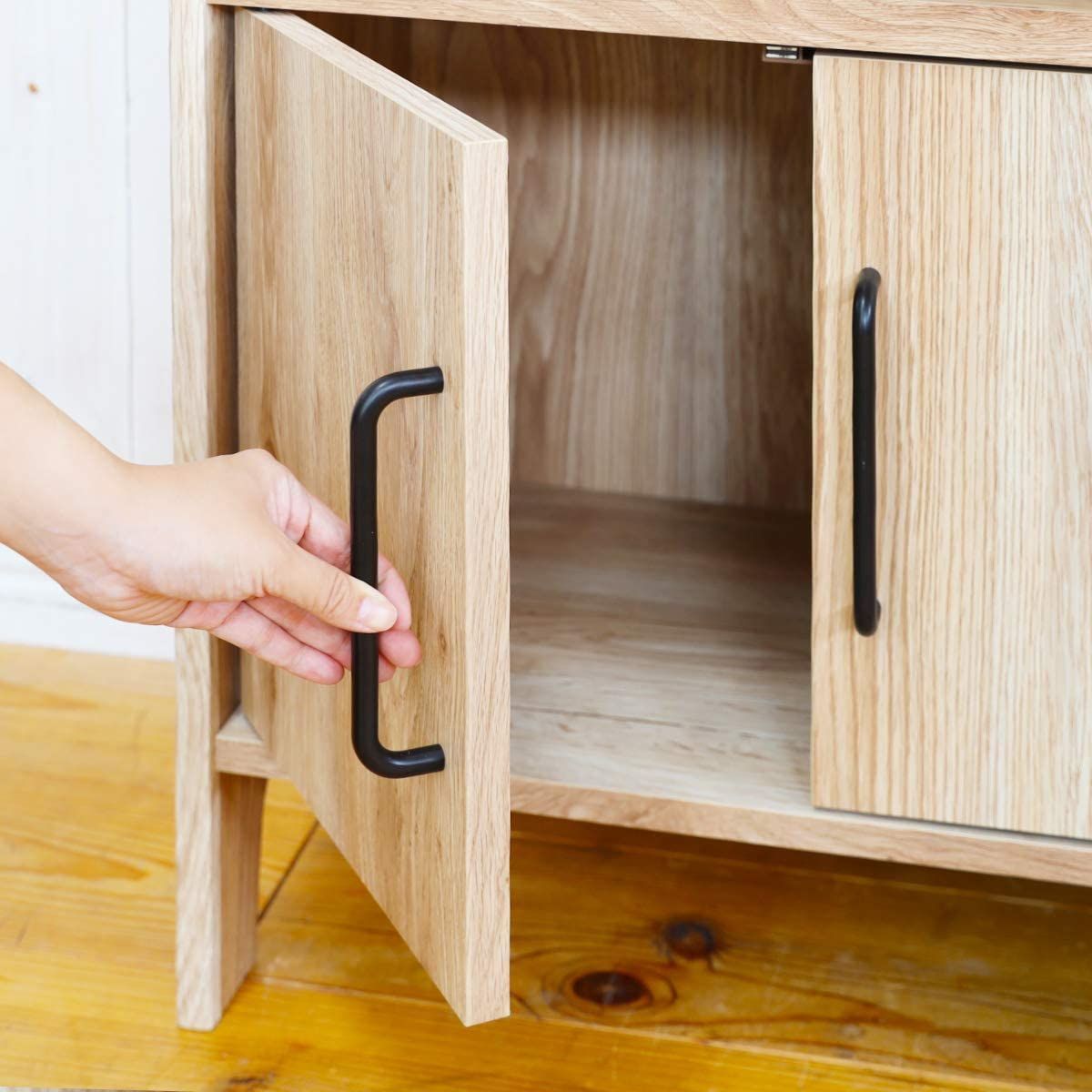 新着商品 ビンテージスタイル 明るいカフェを思わせるナチュラル 北欧カジュアル 扉付きラック シェルフ 本棚 ナチュラルブラウン 白井産業 幅58.1 高さ119.1 奥行35.6cm VTL-1260DNN ビエンテージライト