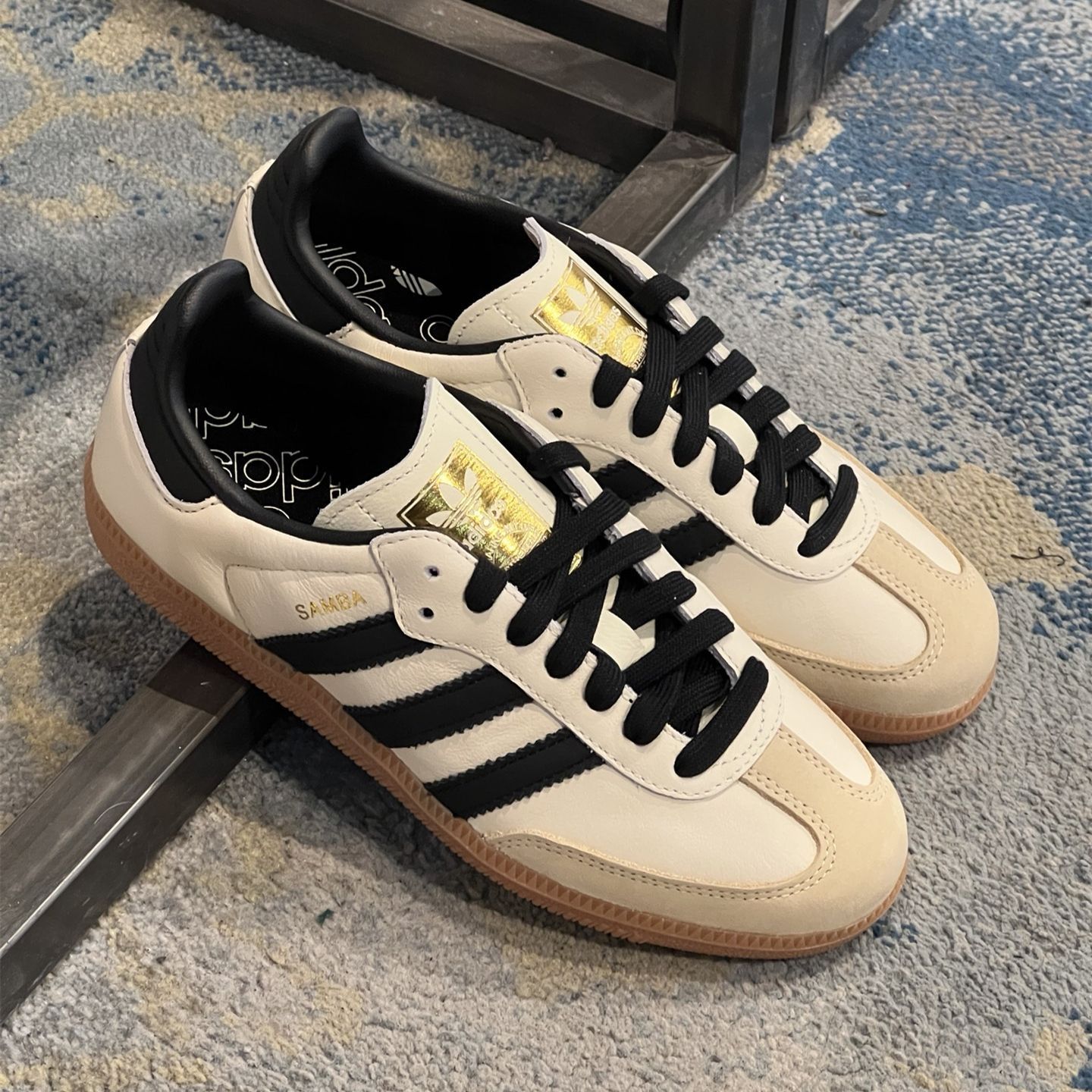 adidas SAMBA originals サンバ OG スニーカーメンズ レディース 男女兼用クリームホワイト/コアブラック/サンドストレータ"