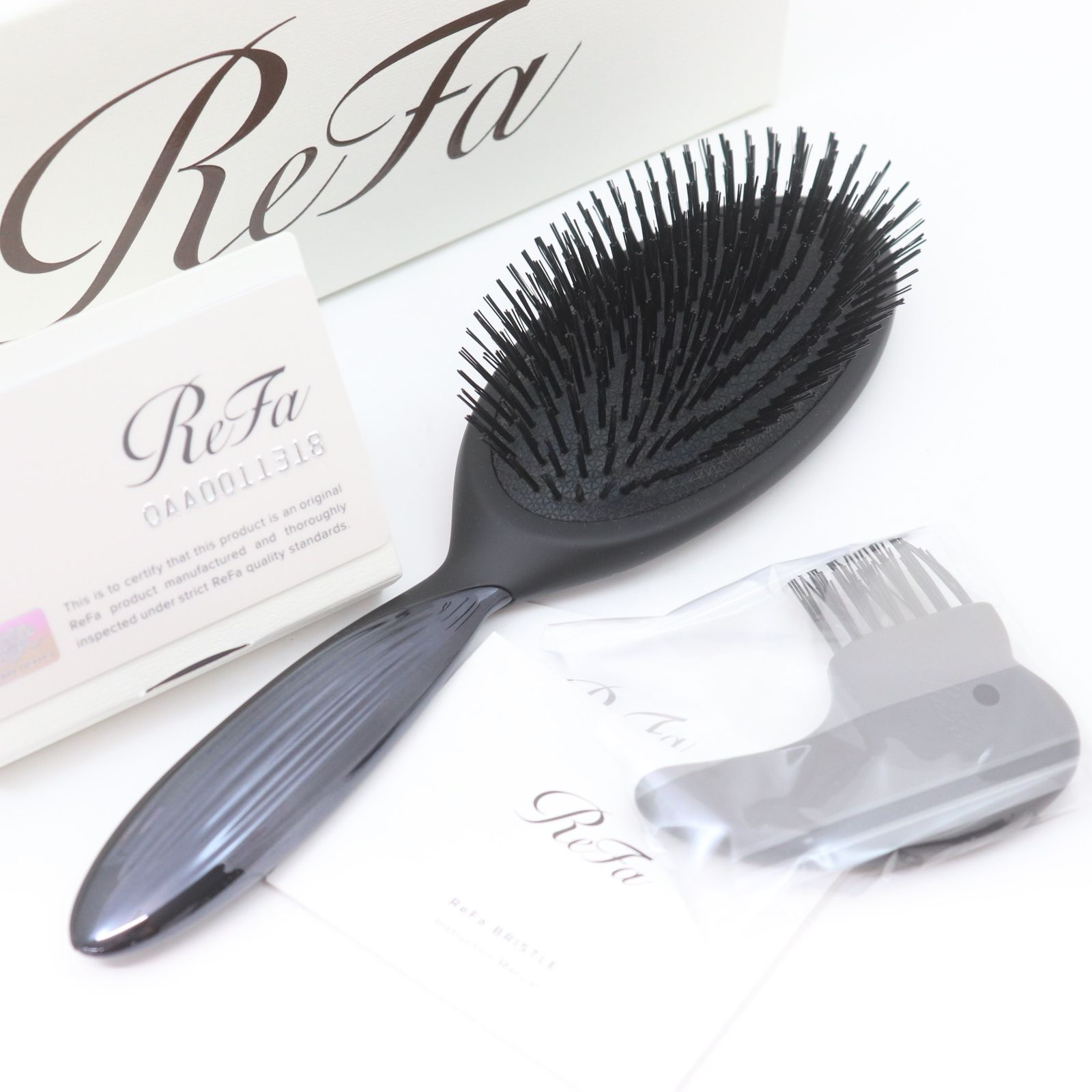 中古美品　Refa リファブリッスル 天然猪毛ブラシ 黒 中古美品Refa リファブリッスル 天然猪毛ブラシ 黒