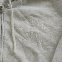アバクロ Abercrombie-Fitch アバクロンビー＆フィッチ レディース パーカー ジップ フーディー A-F 1ポイント アイボリー アメカジ ブランド ファッション インポート カジュアル スタイル 正規 商品