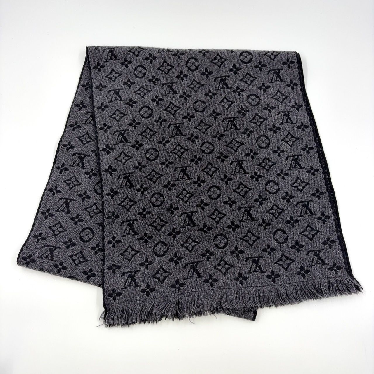 【美品】LOUIS VUITTON エシャルプ クラシック モノグラム マフラー LOUIS VUITTON - ルイヴィトン LOUIS VUITTON マフラー