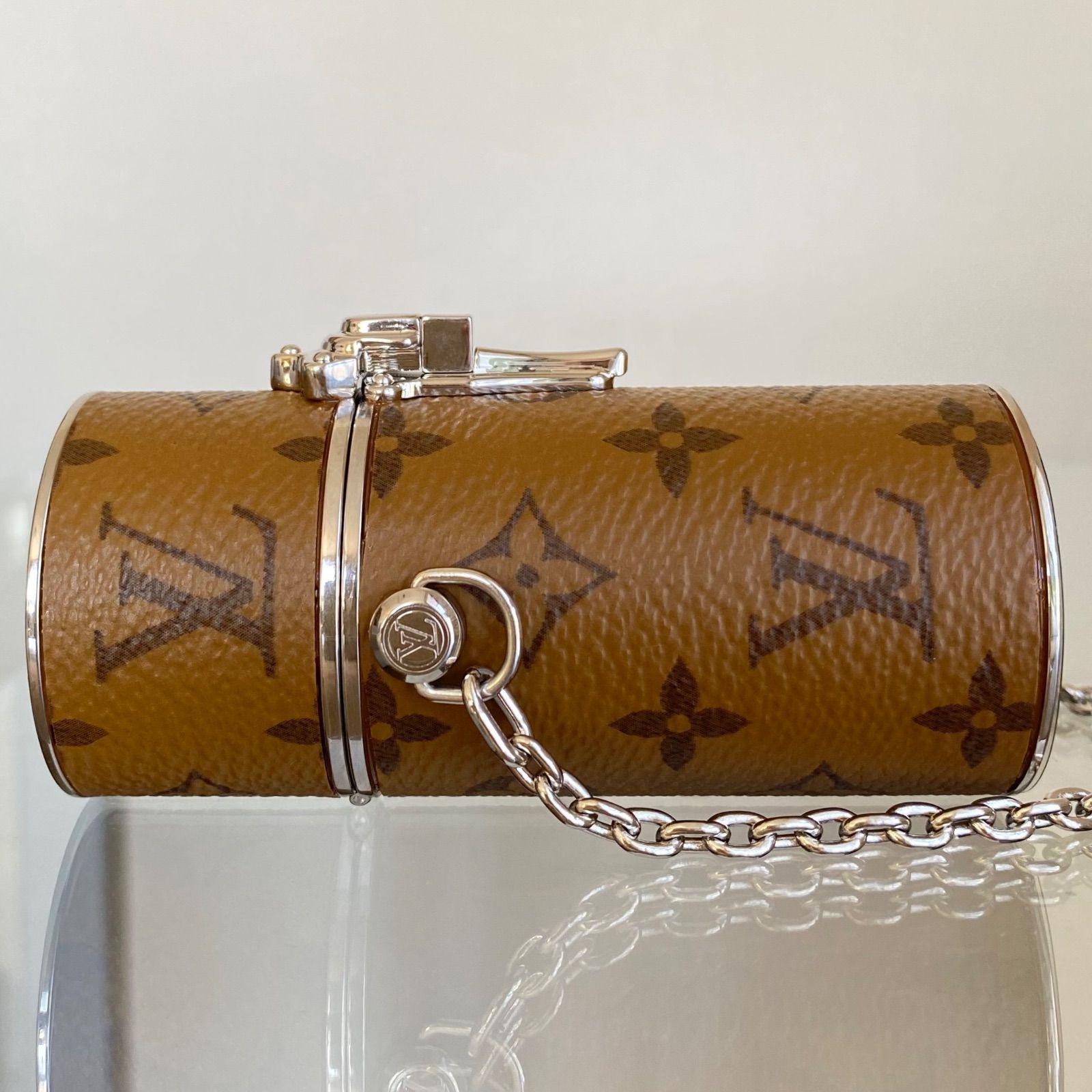 新品・未使用】ルイヴィトン リップスティックケース ショルダー 小物