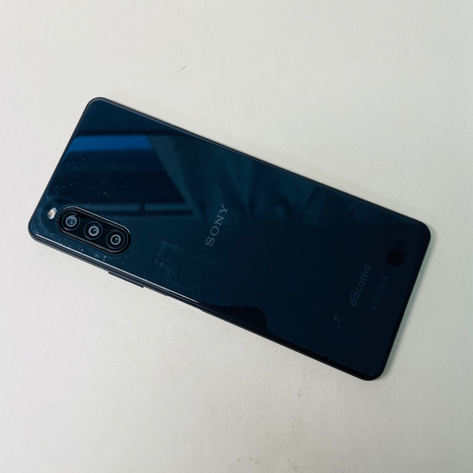 美品【SIMフリー】Xperia 10 II SO-41A ブラック Xperia 【SIMフリー】Xperia 10 II SO-41A ブラック docomo版SIM