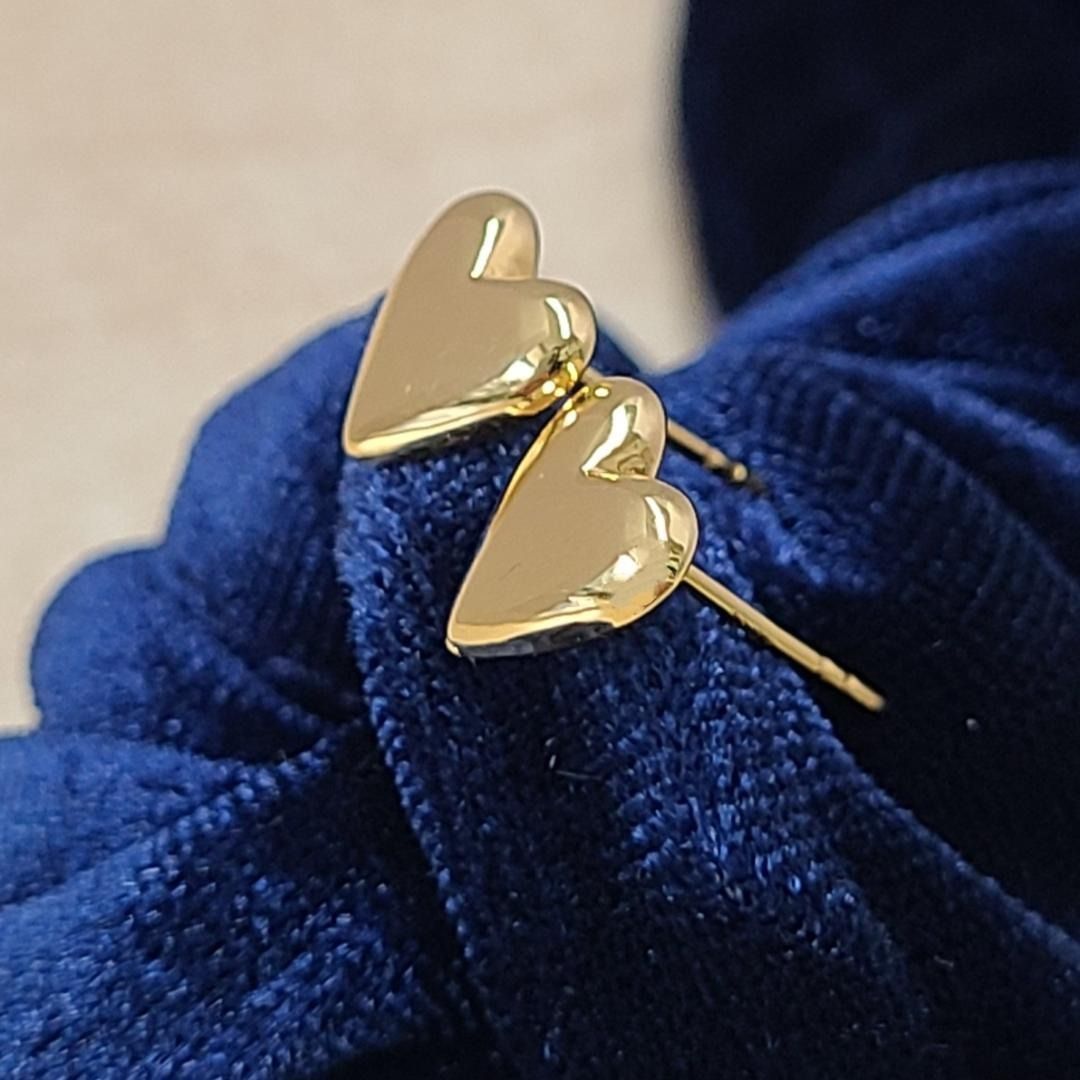 永遠の定番 ！18金 K18 YG ぷっくり ハート 立体 ゴールド ピアス