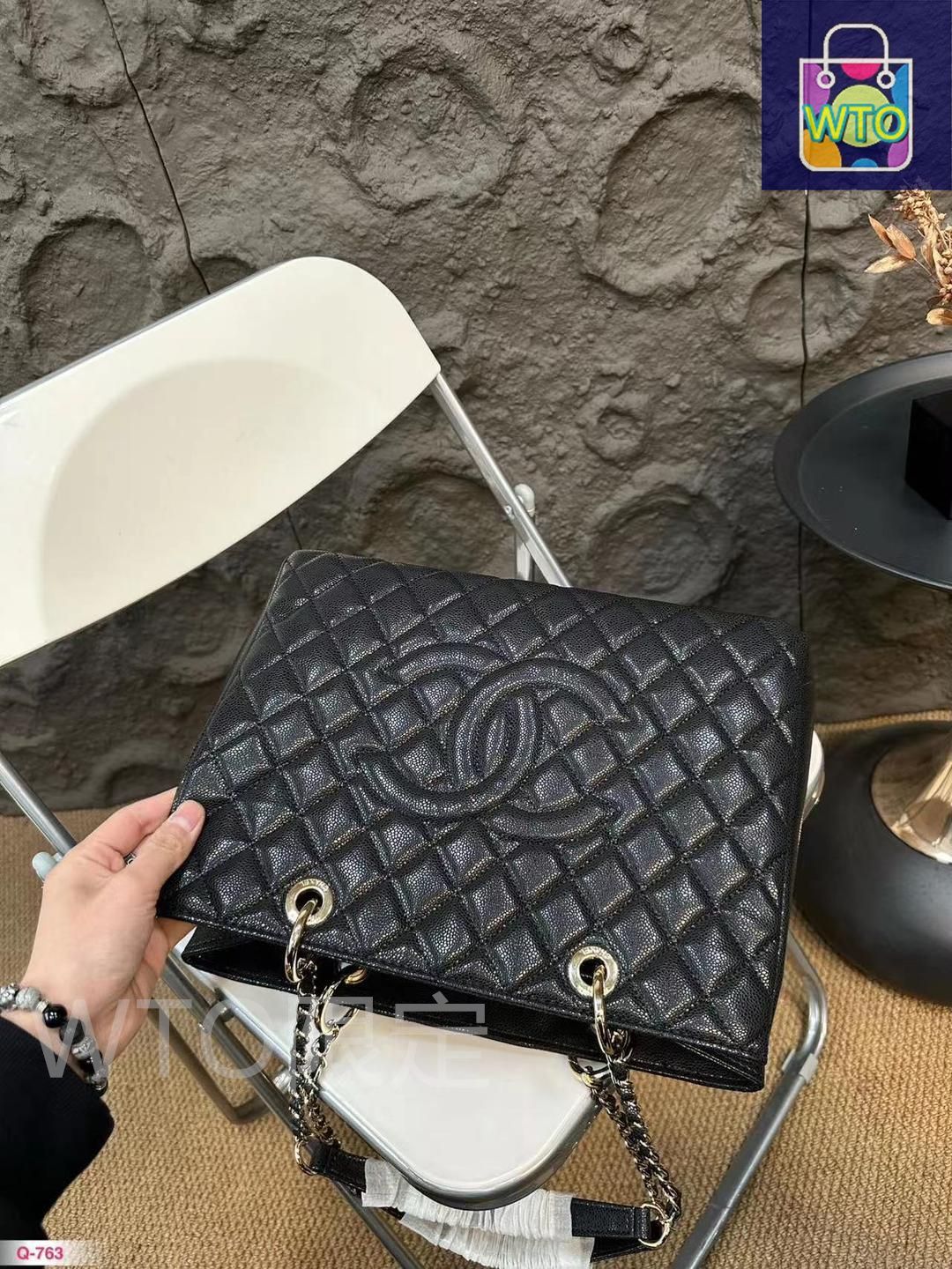 【ブレスレットのようなデザインが斬新】CHANEL ハンドバック シャネルの新しいバッグが新しくなった | バッグ専門家が投稿