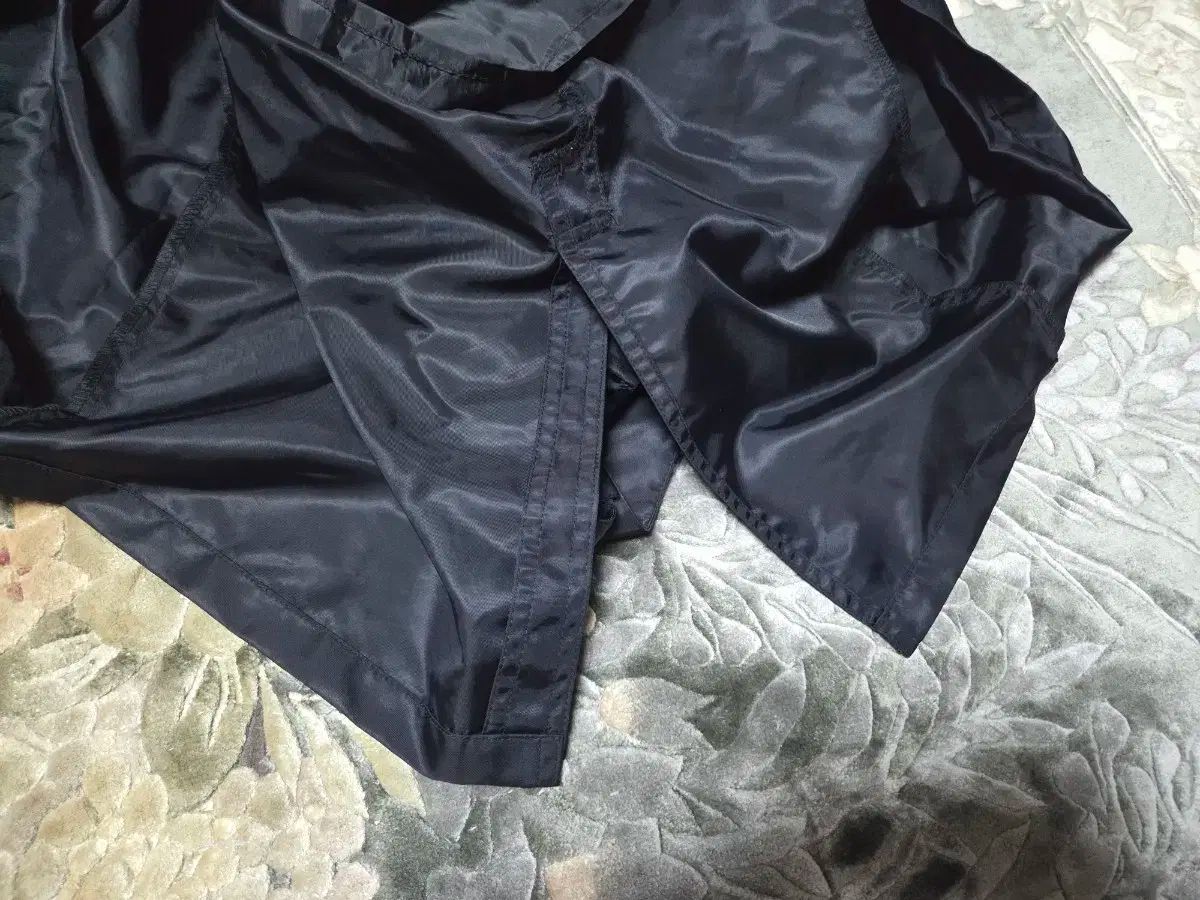 Karl Lagerfeld カールラガーフェルド おしゃれスカート GULLKHAN_COM