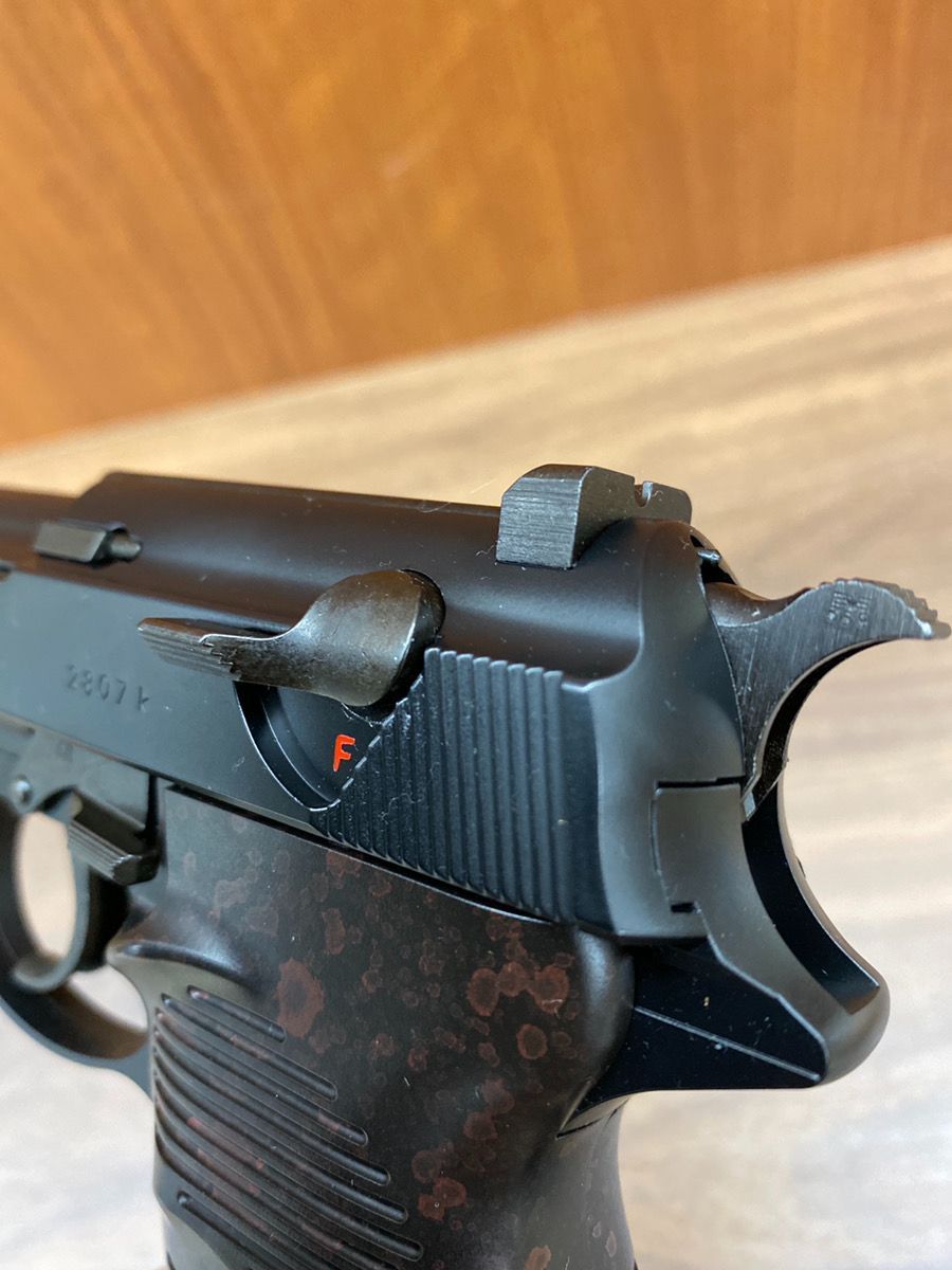 ワルサーp38ac41ブラックモデル 新品予備マガジン付き ワルサーp38ac41