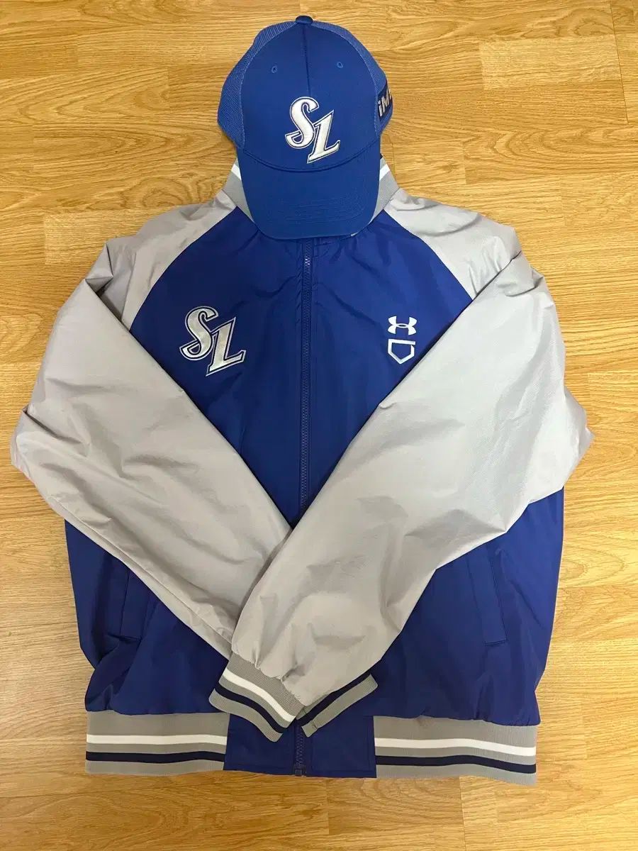 サムスン ライオンズ UNDER ARMOUR アンダーアーマー 春と秋のジャンパージャケット 帽子
