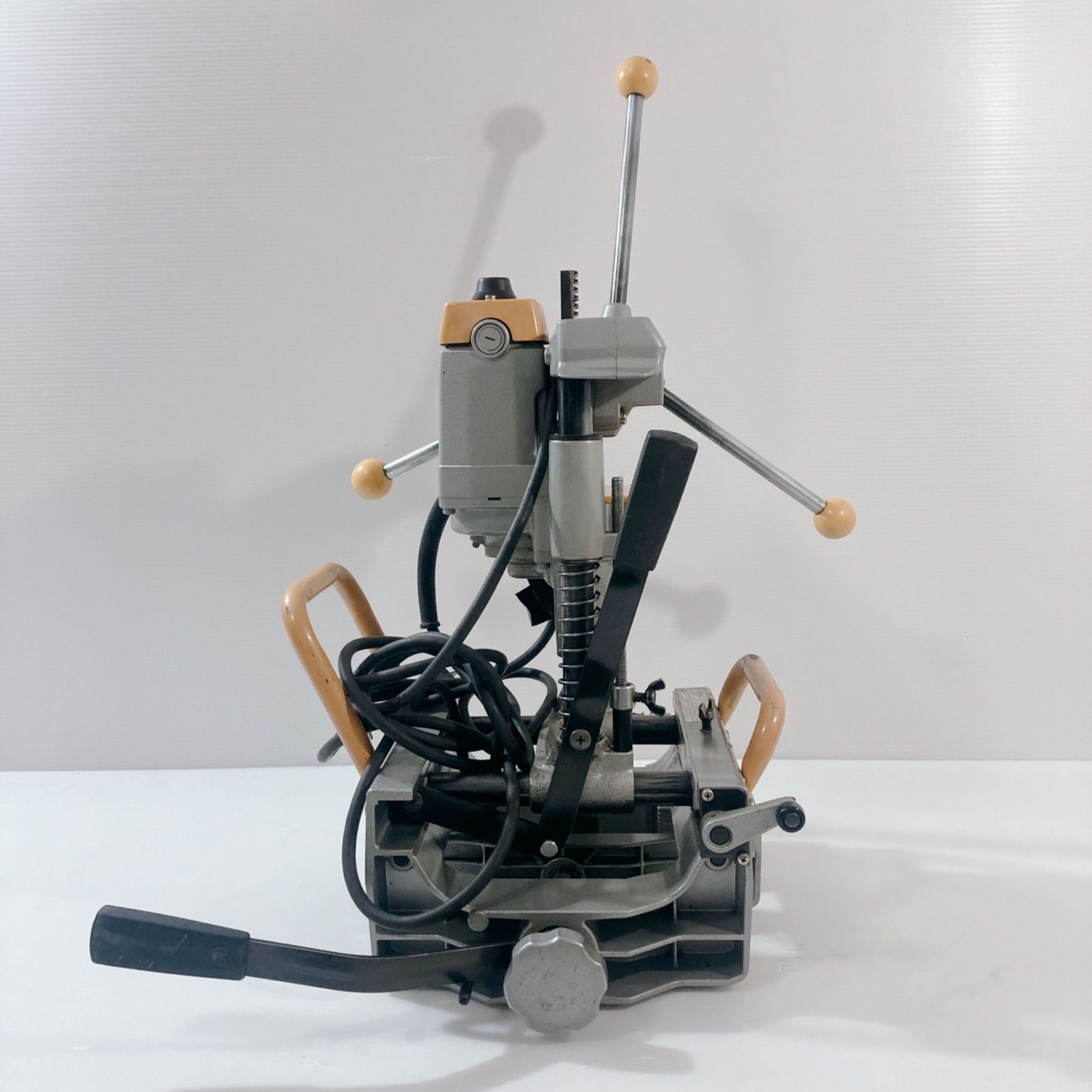 手動角ノミ 工具