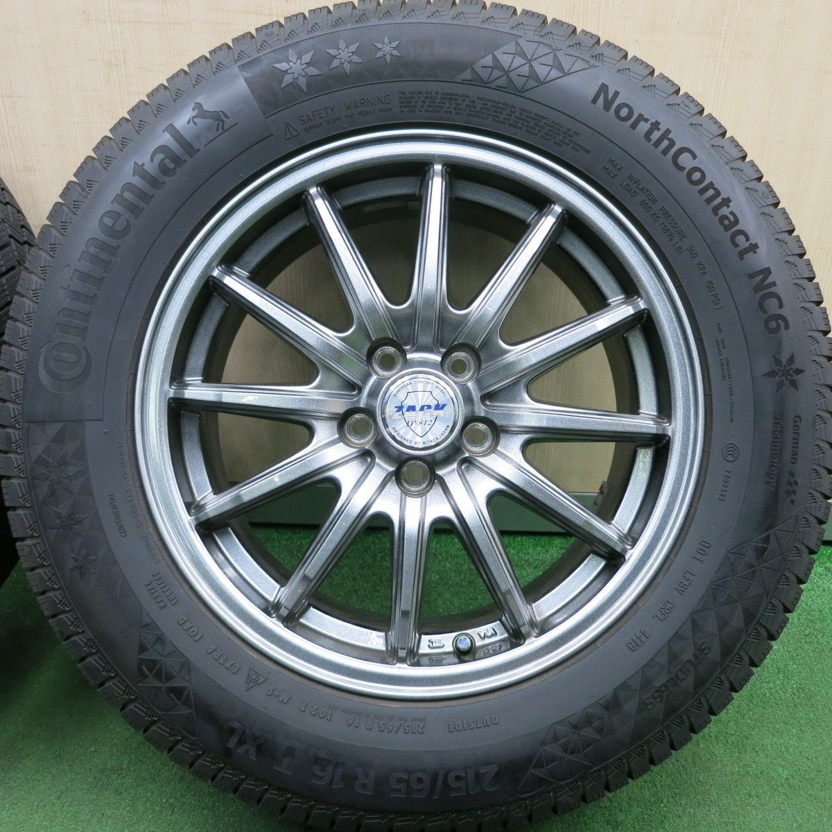 送料無料* バリ溝！キレイ！9.5分☆フォレスター等 215/65R16 スタッドレス コンチネンタル ノースコンタクト NC6 ZACK  JP-812 PCD100/5H☆4052303HAス - メルカリ