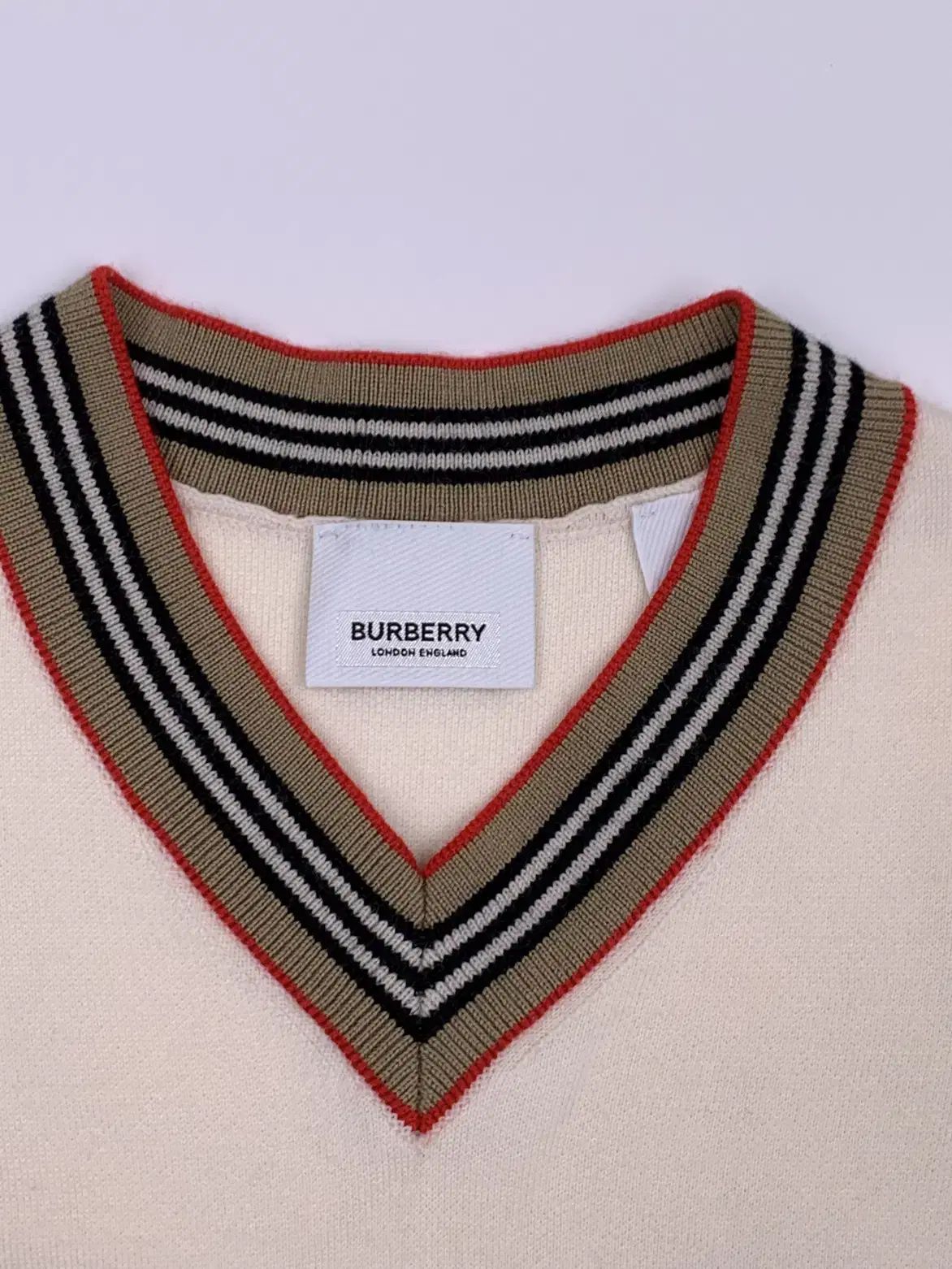 バーバリー BURBERRY Vネックワンピース 6Y ワンピース 6Y バーバリー