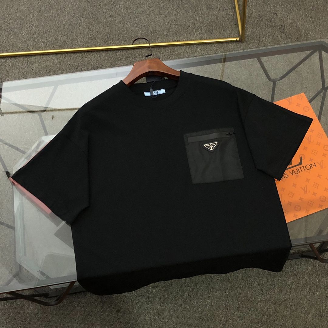 プラダ PRADA Tシャツ Lサイズ ブラック | www.gamutgallerympls.com