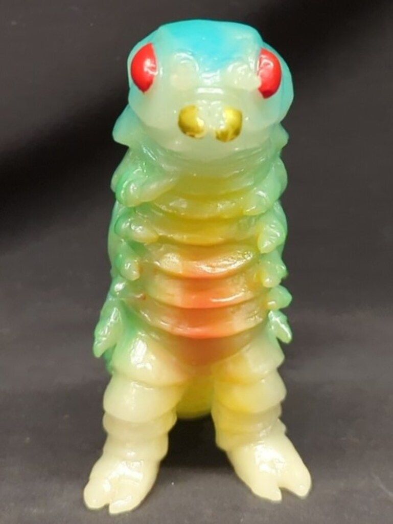 ヤモマーク ヤモマークの大怪獣シリーズ ムカデビル 蓄光 - メルカリ