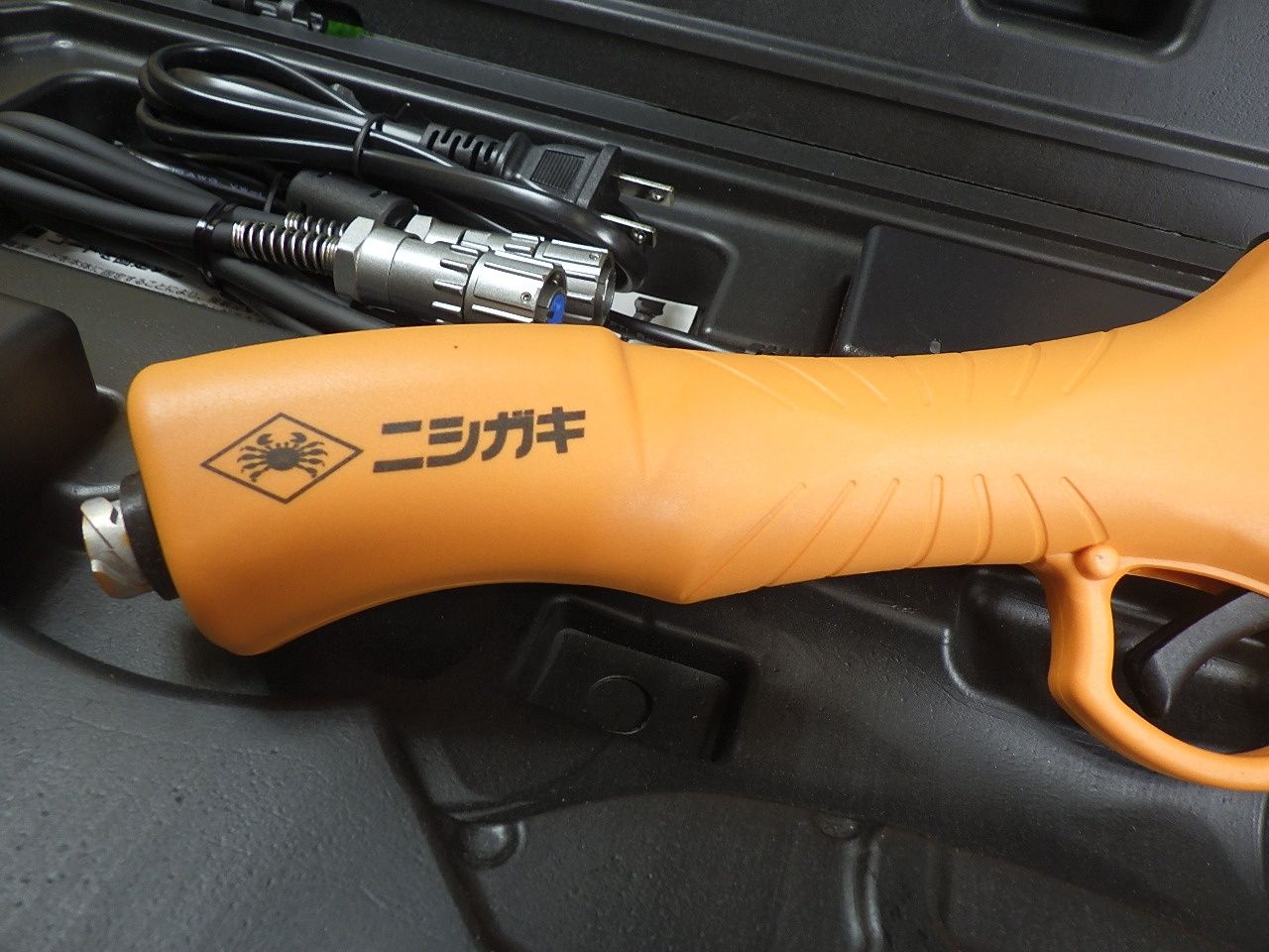 レア商品 ニシガキ 太丸ハンディ25 N-928 電動 剪定 はさみ 枝 切断 未 