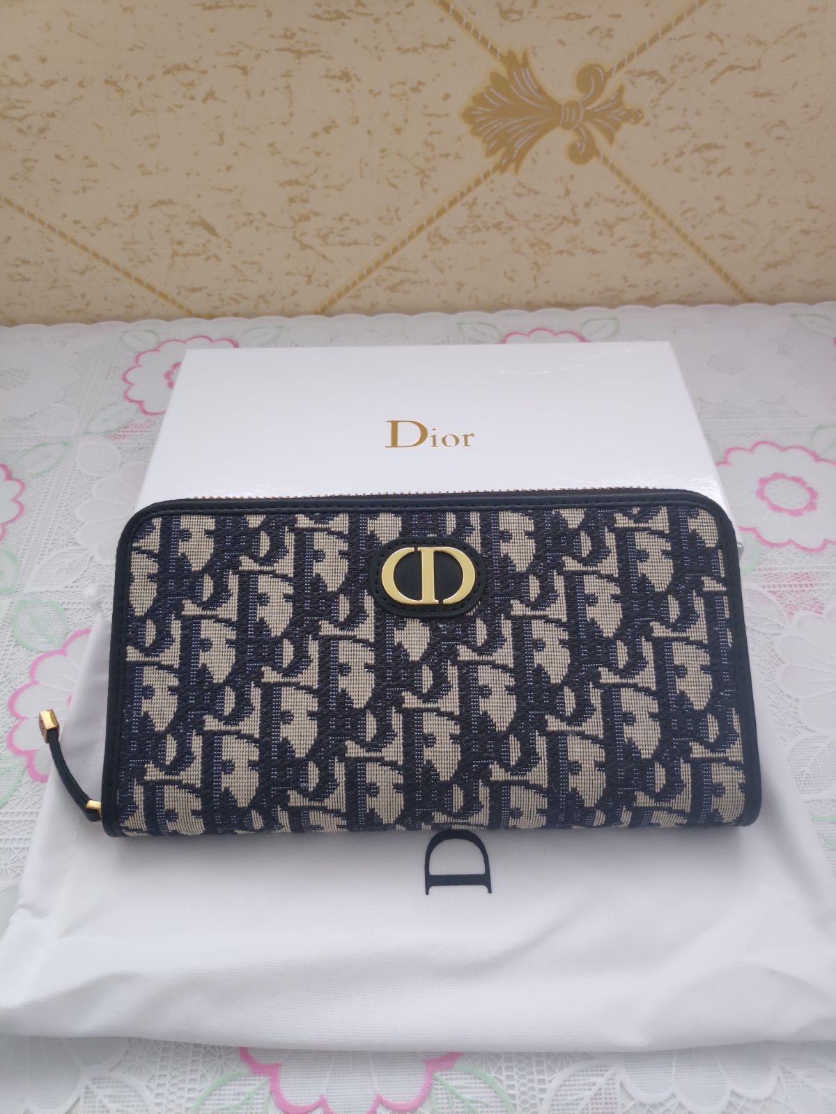 大人気美品！クリスチャンディオール/Dior長財布☆ジップラウンドウォレットキャンバス レディース☆新品未使用