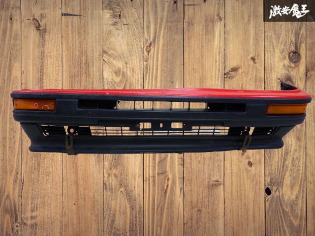 ブラケット付き TOYOTA トヨタ 純正 AE86 レビン 後期 フロント バンパー 外装 赤色 黒色 ツートン 在庫あり 棚