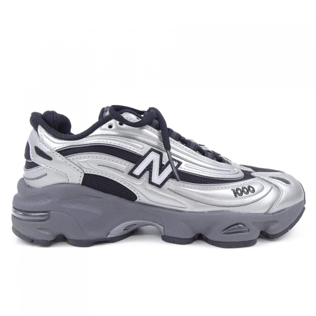 ニューバランス NEW BALANCE スニーカー - メルカリ