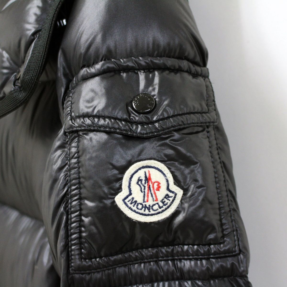 中古 MONCLER モンクレール BERRE ダウンジャケット 4692749 53052 
