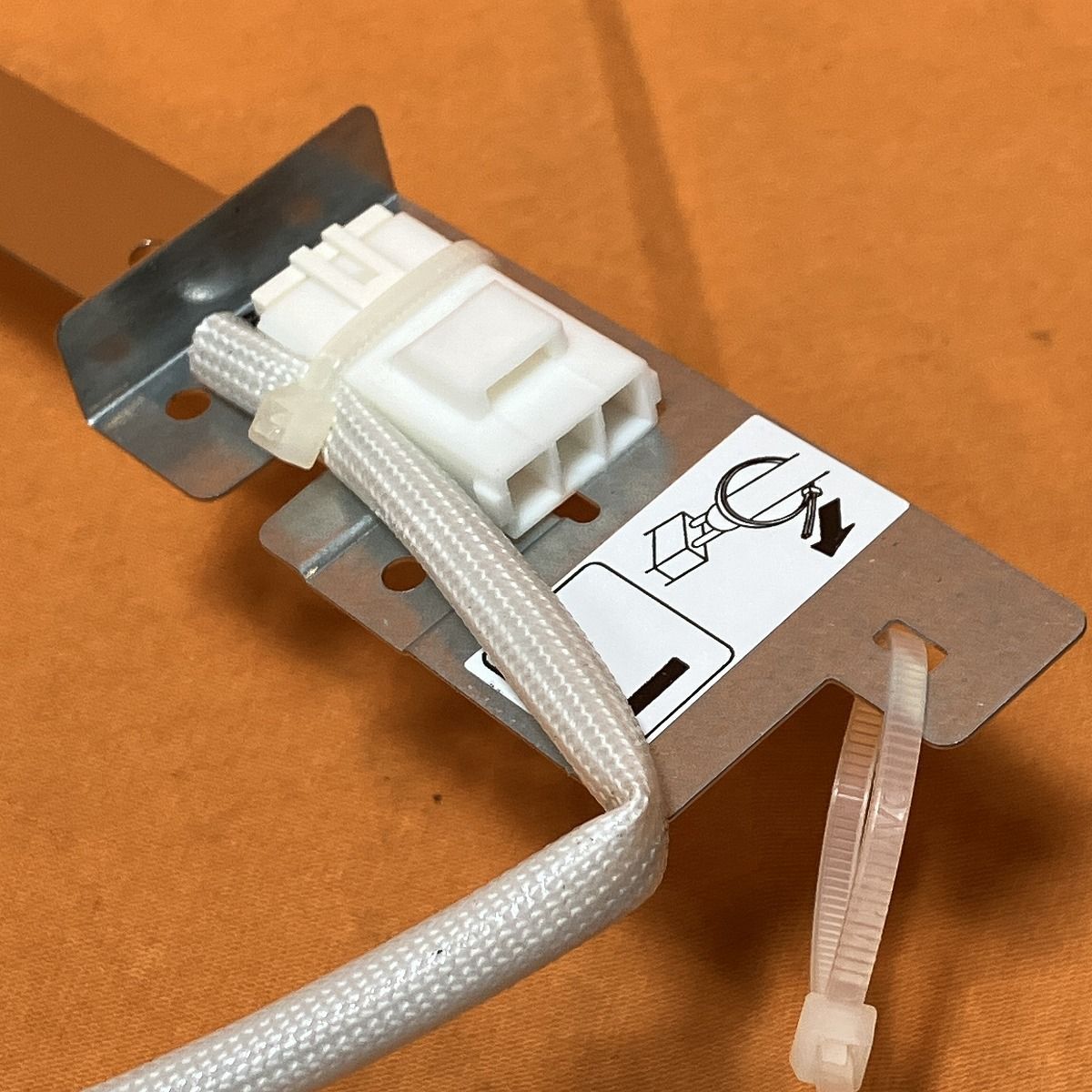 φ100 電球色