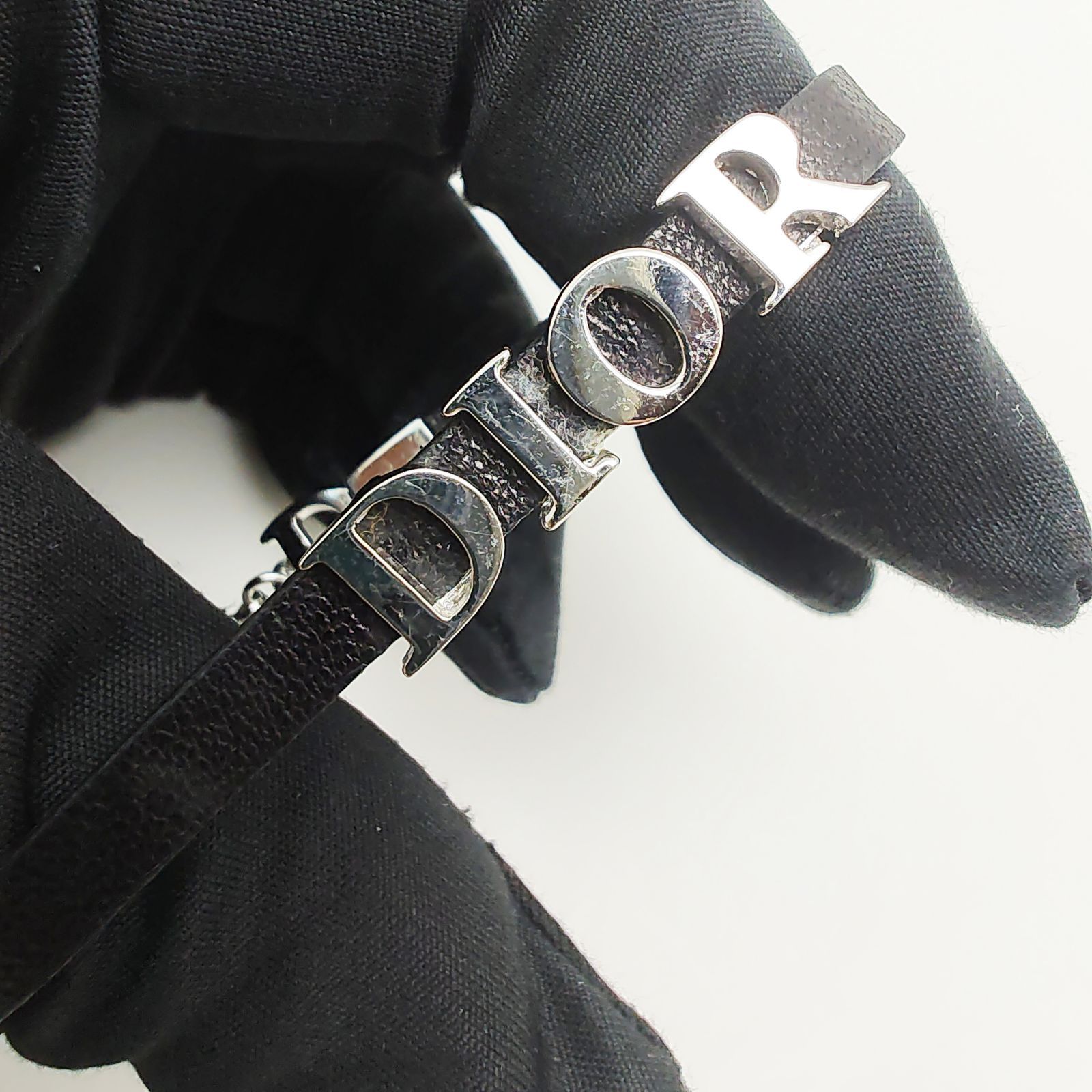 Christian Dior ディオール ロゴ レザー ブレスレット シルバー Christian Dior ディオール ロゴ レザー ブレスレット シルバー