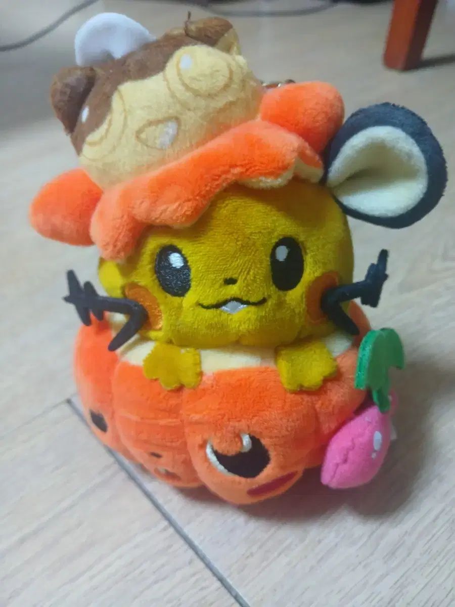 ポケットモンスター ハロウィン デデンヌ マスコット キーホルダー 出品