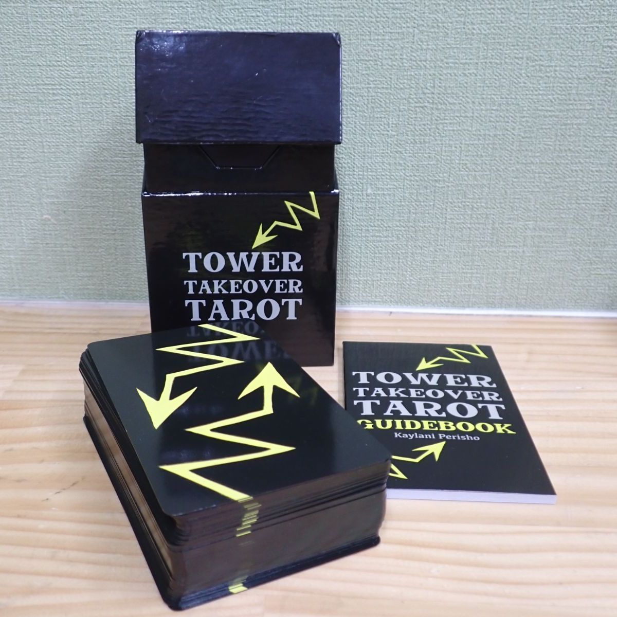 タワーテイクオーバータロット TOWER TAKEOVER TAROT