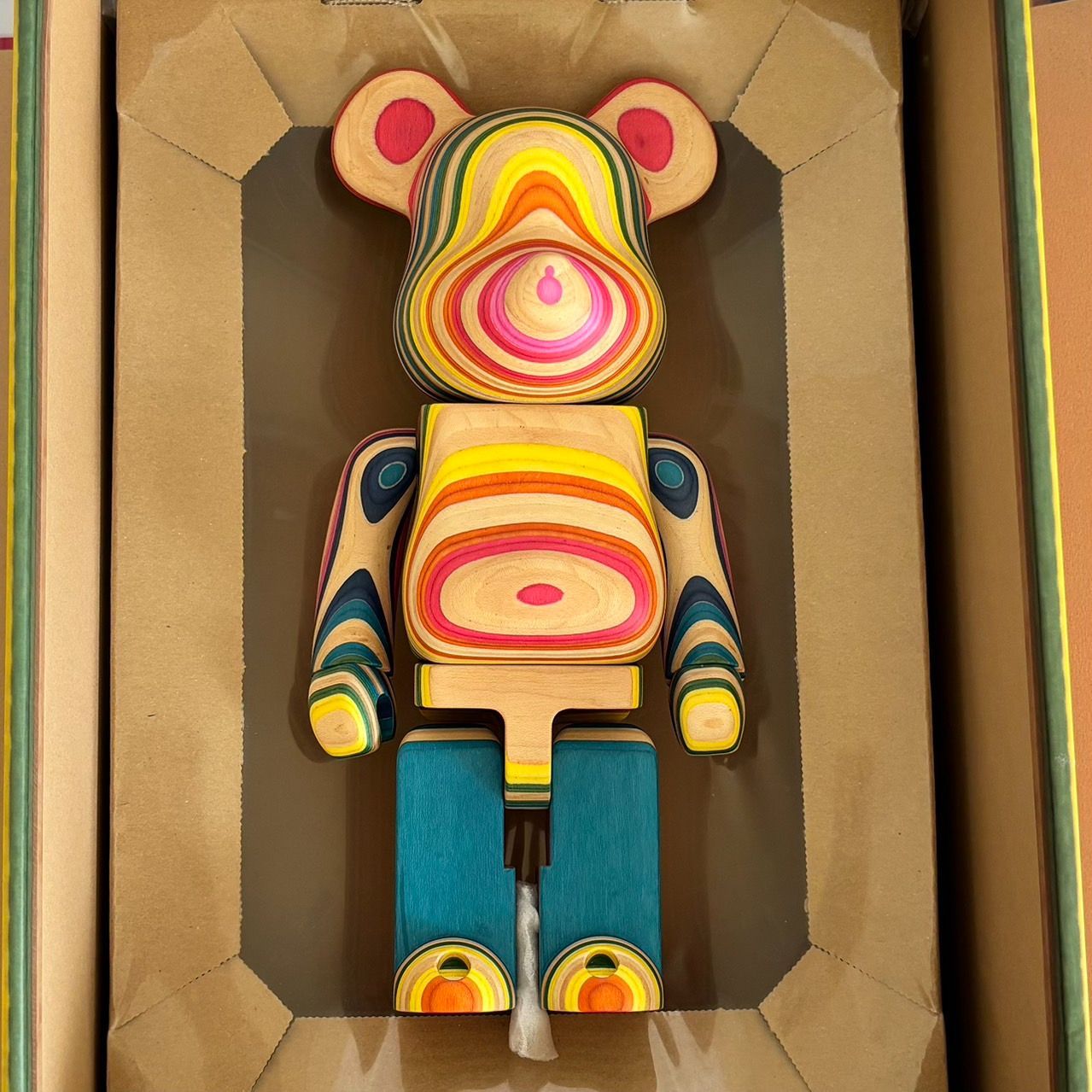 BE@RBRICK カリモク HAROSHI 400％ Haroshi(ハロシ)「BE@RBRICK ベアブリック カリモク HAROSHI