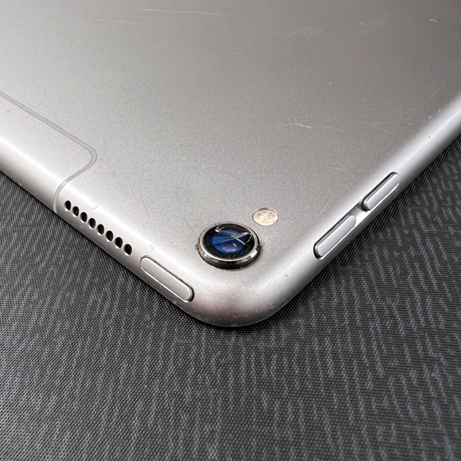 SIMロック解除済 iPad Pro 10.5インチ Cellular 64GB スペース