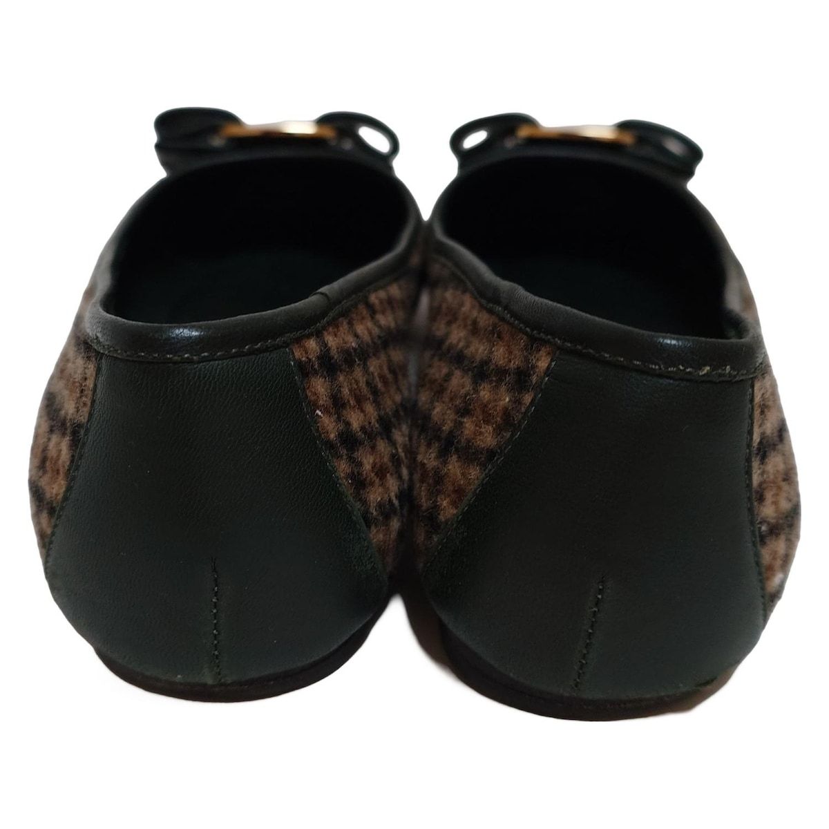 フラットシューズ