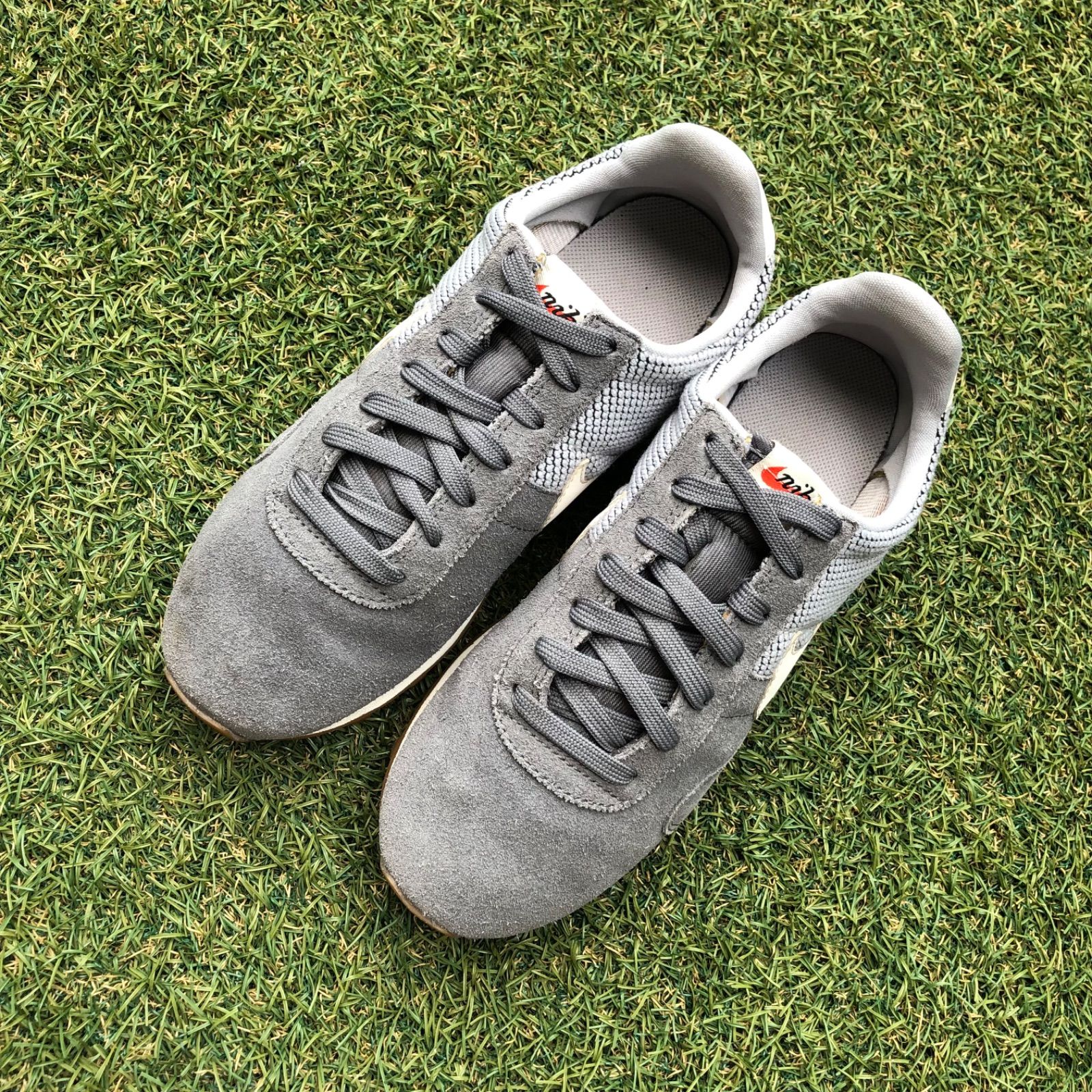 美品24 NIKE ナイキ プリモントリオールレーサーVNTG HA350