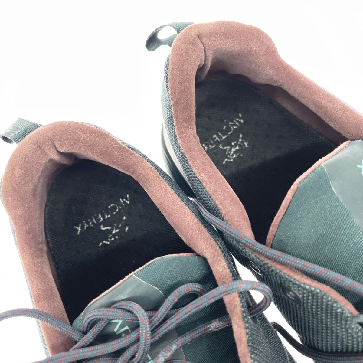 コンシール15 廃盤モデル 良好 ARCTERYX アークテリクス コンシールFL スニーカー ブルー