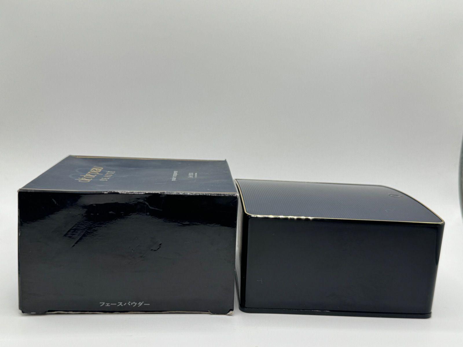 クレ ド ポー ボーテ プードルトランスパラント フェースパウダー