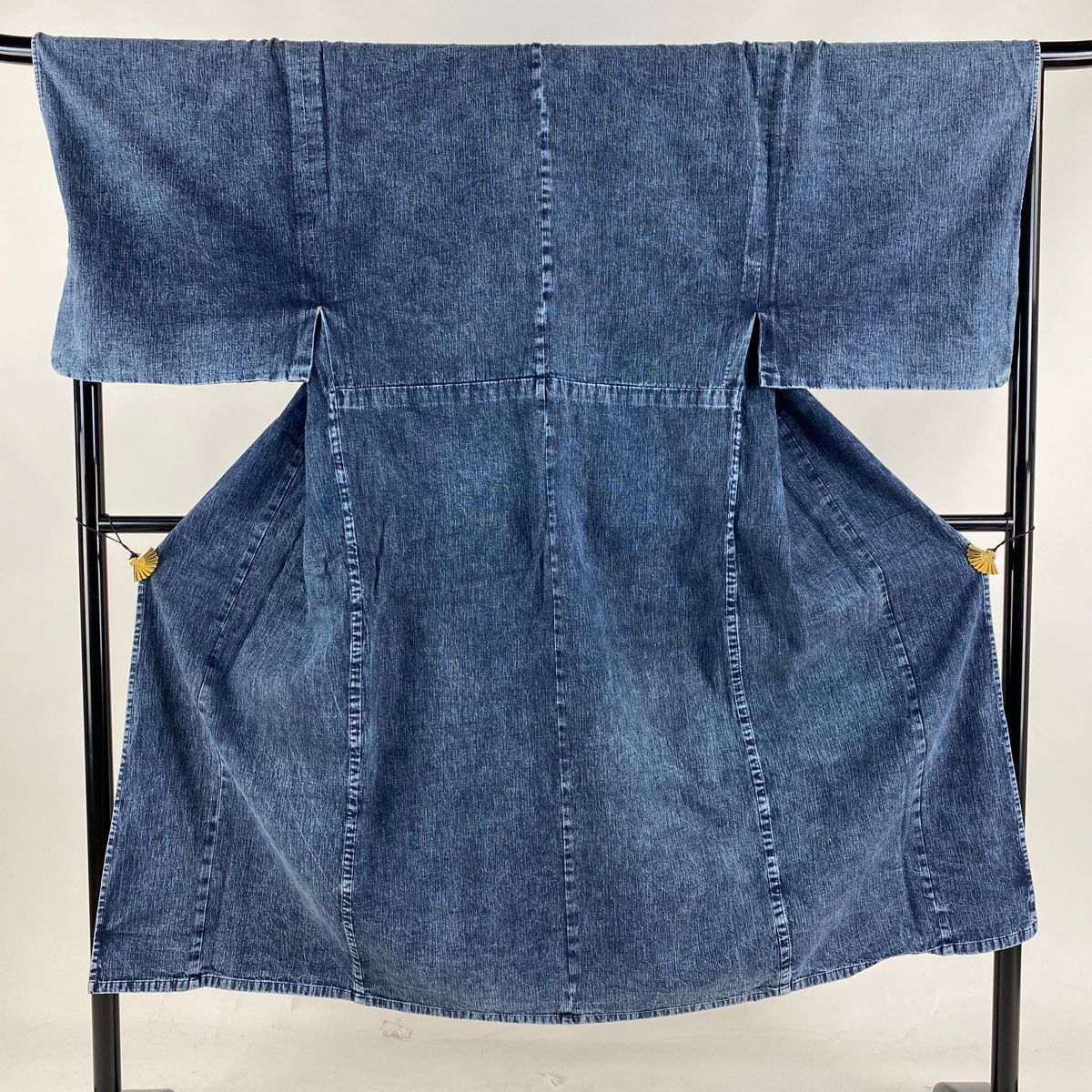 男着物 身丈141.5cm 裄丈71cm M 単衣 紬地 藍色 綿 秀品