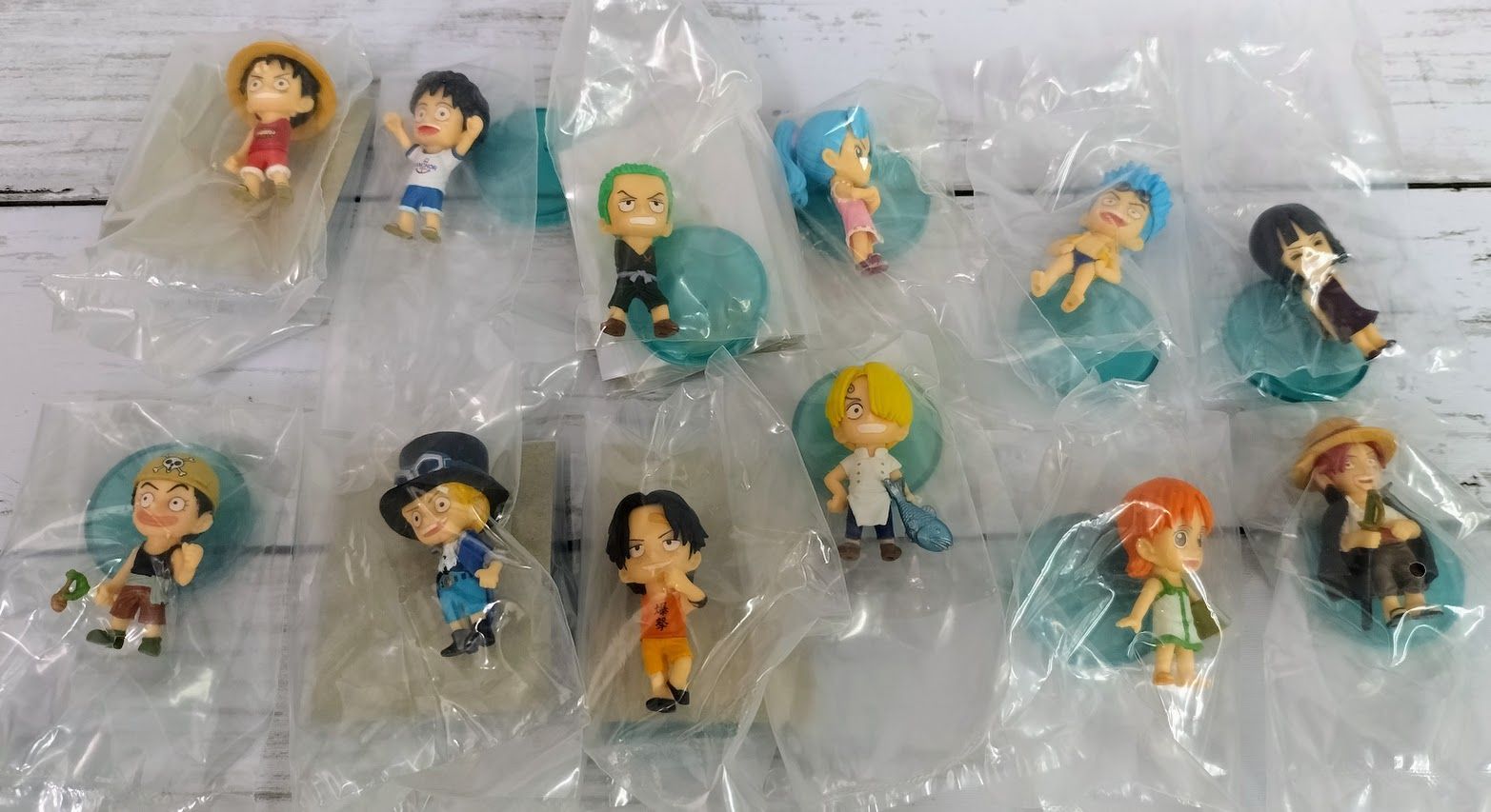 ワンピース フィギュア コレクション セット 81LkOPo+D+L._UF350,350_QL50_.jpg