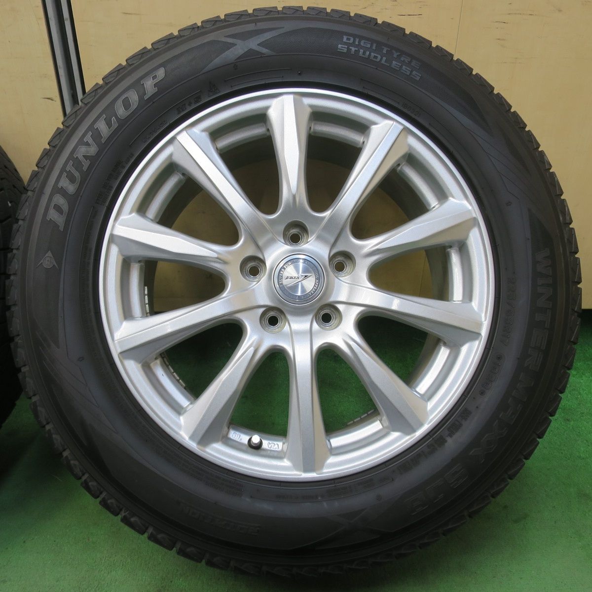 SJ8
